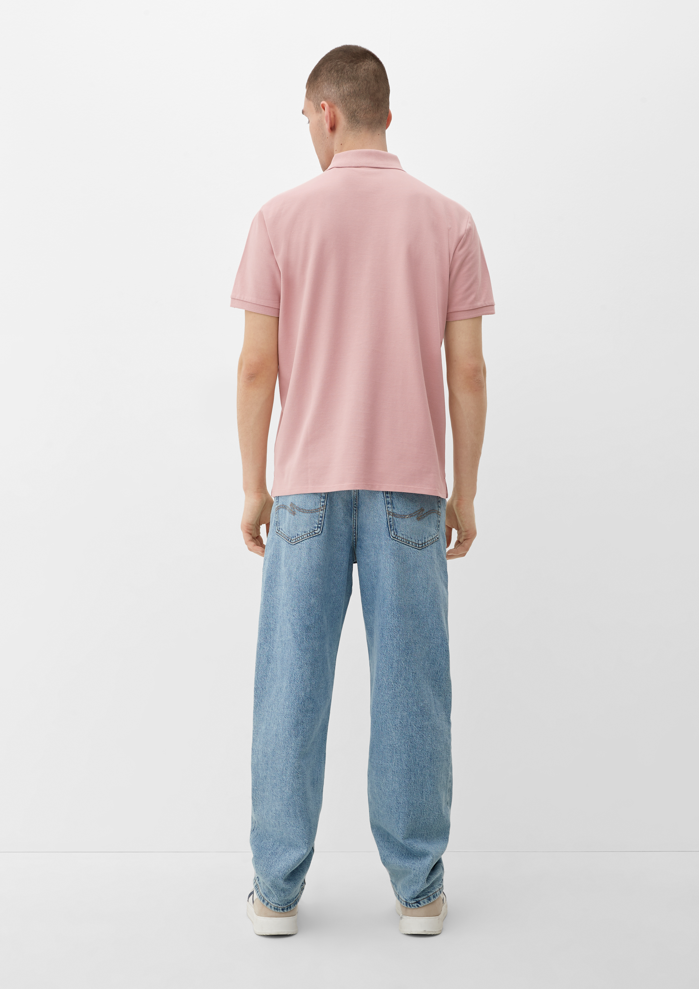 T-shirt in 4129, 0100, 9730, 9999 & 5978