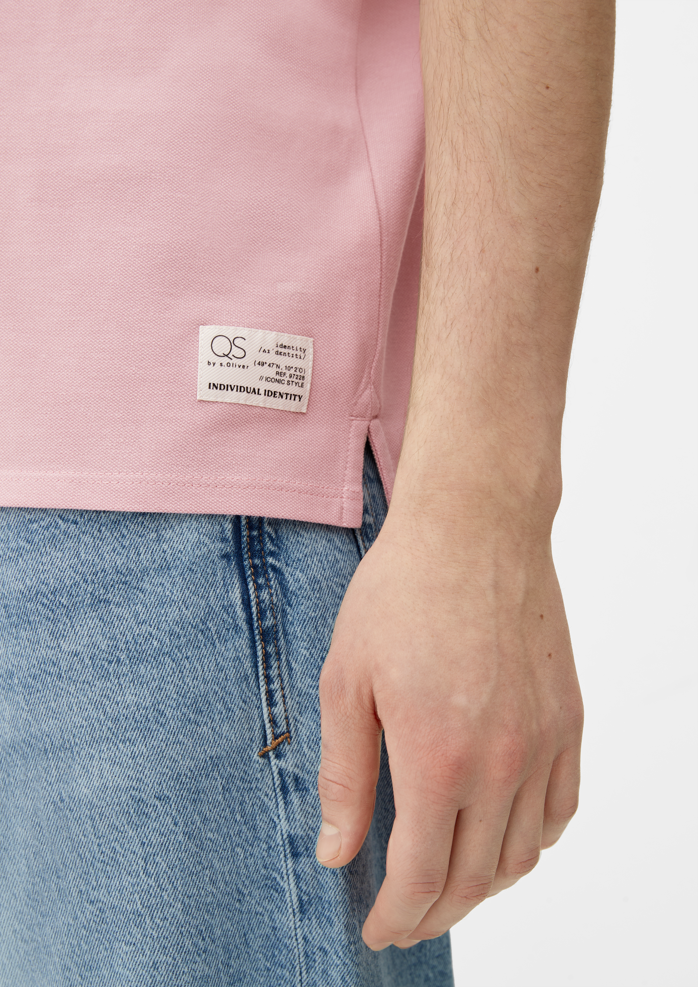 T-shirt in 4129, 0100, 9730, 9999 & 5978