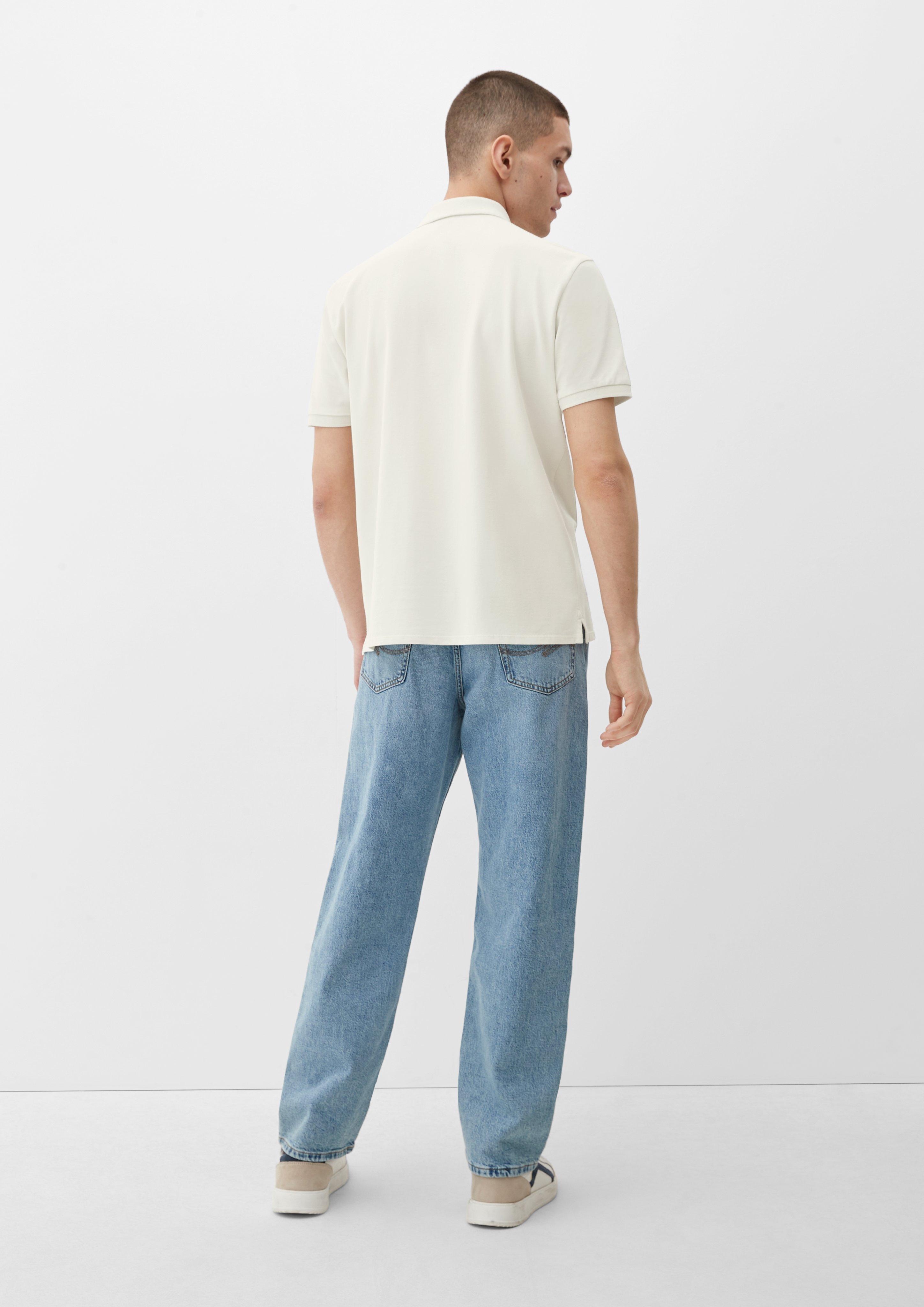 T-shirt in 8000, 0100, 9730, 9999 & 5978