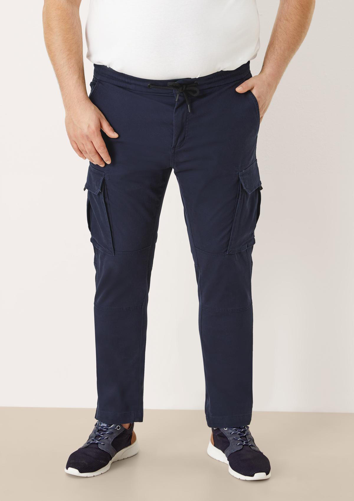 Relaxed: cargo trousers