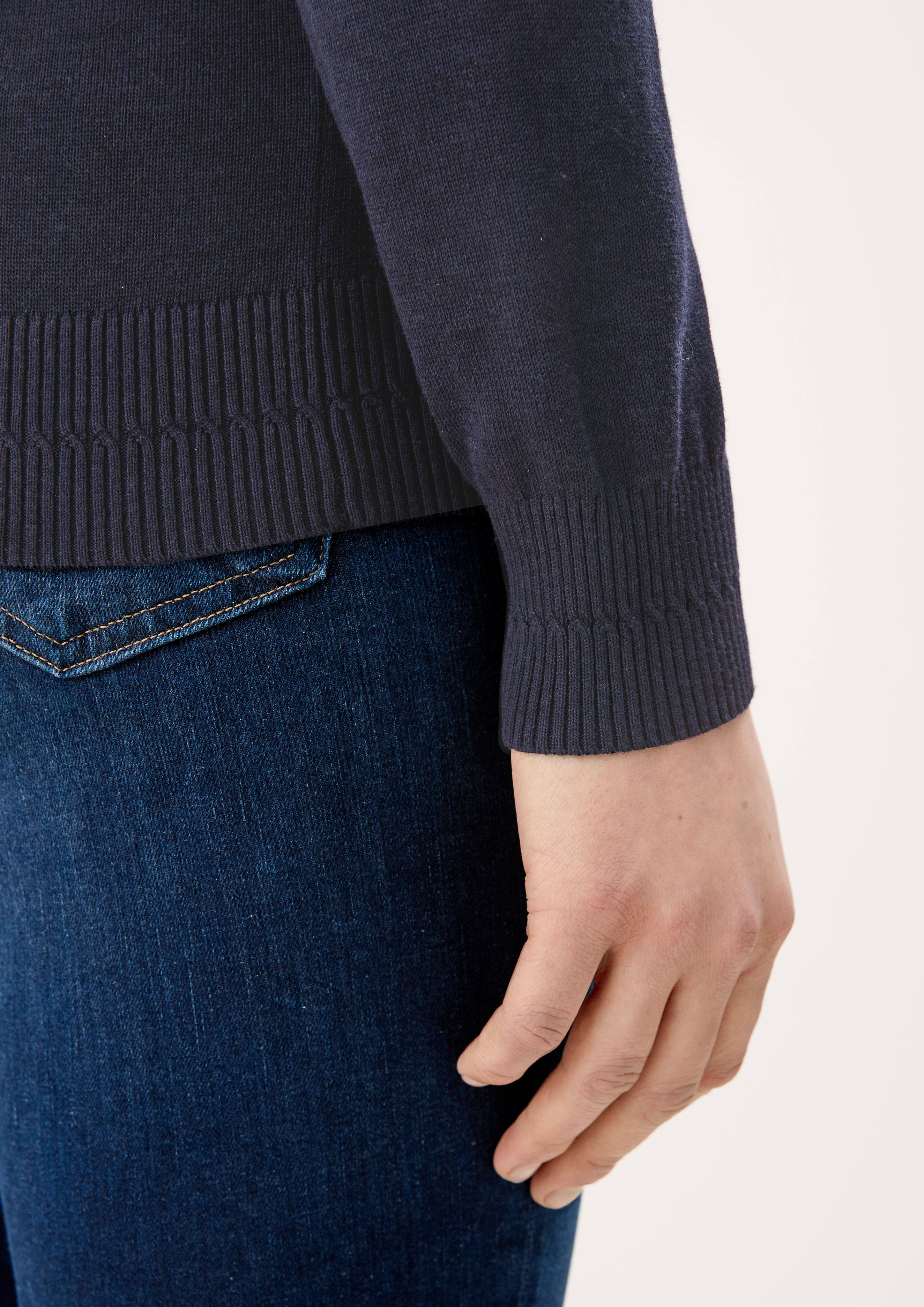 Pulover in 5959, 9999, 9400, 83W0 & 7928