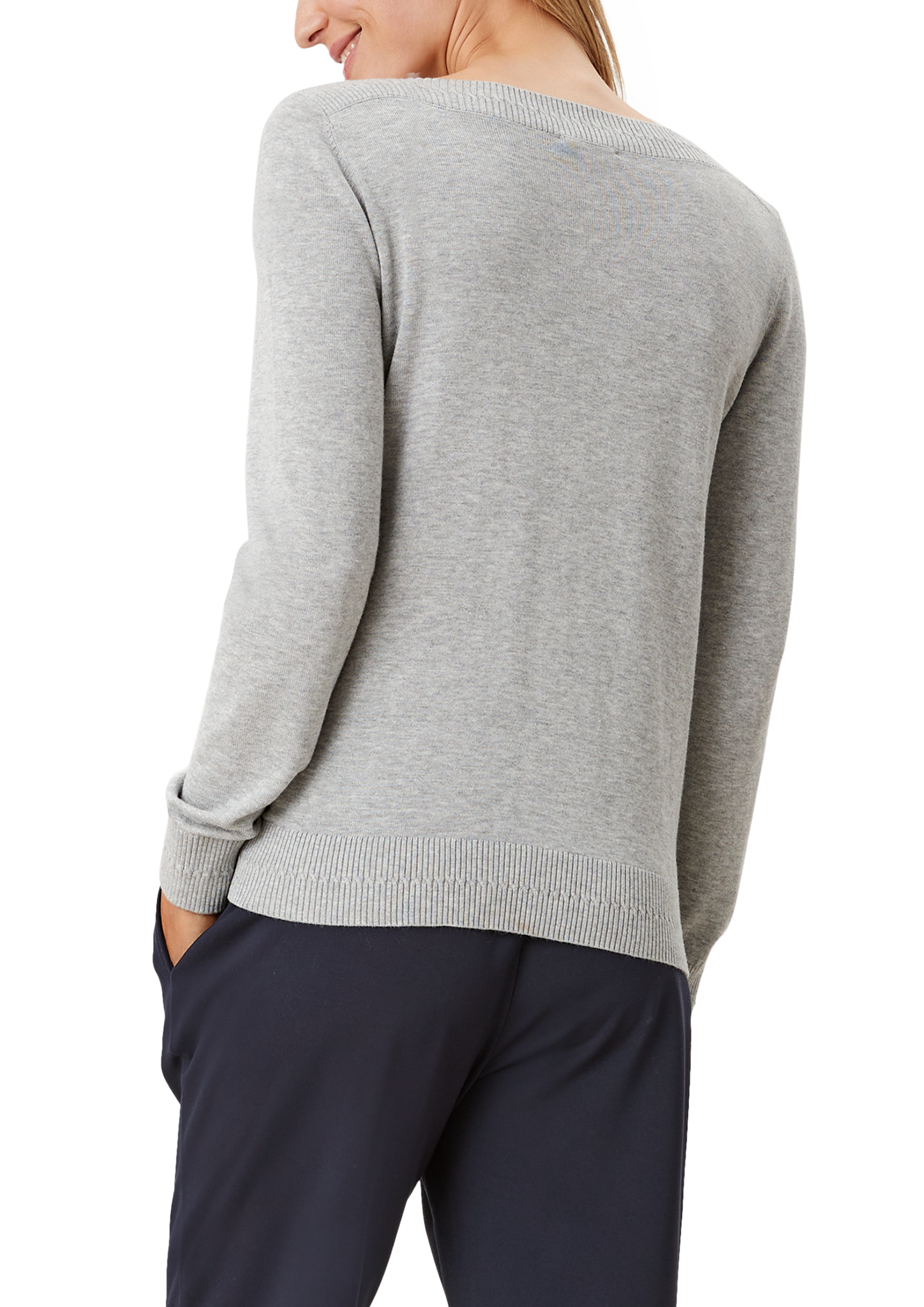 Thumbnail - Pullover