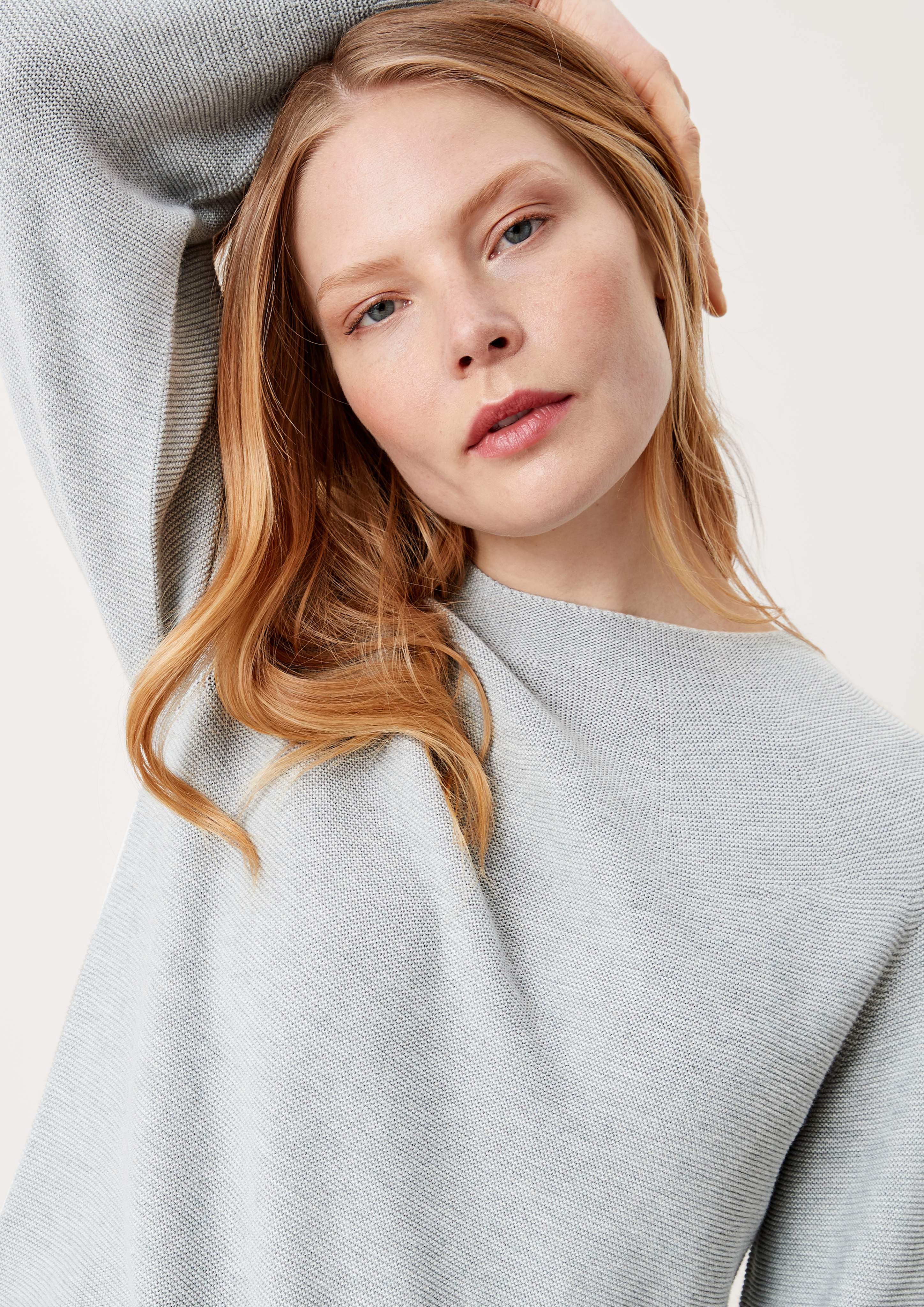 Pull-over in 9400, 7928, 5959, 83W0 & 9999