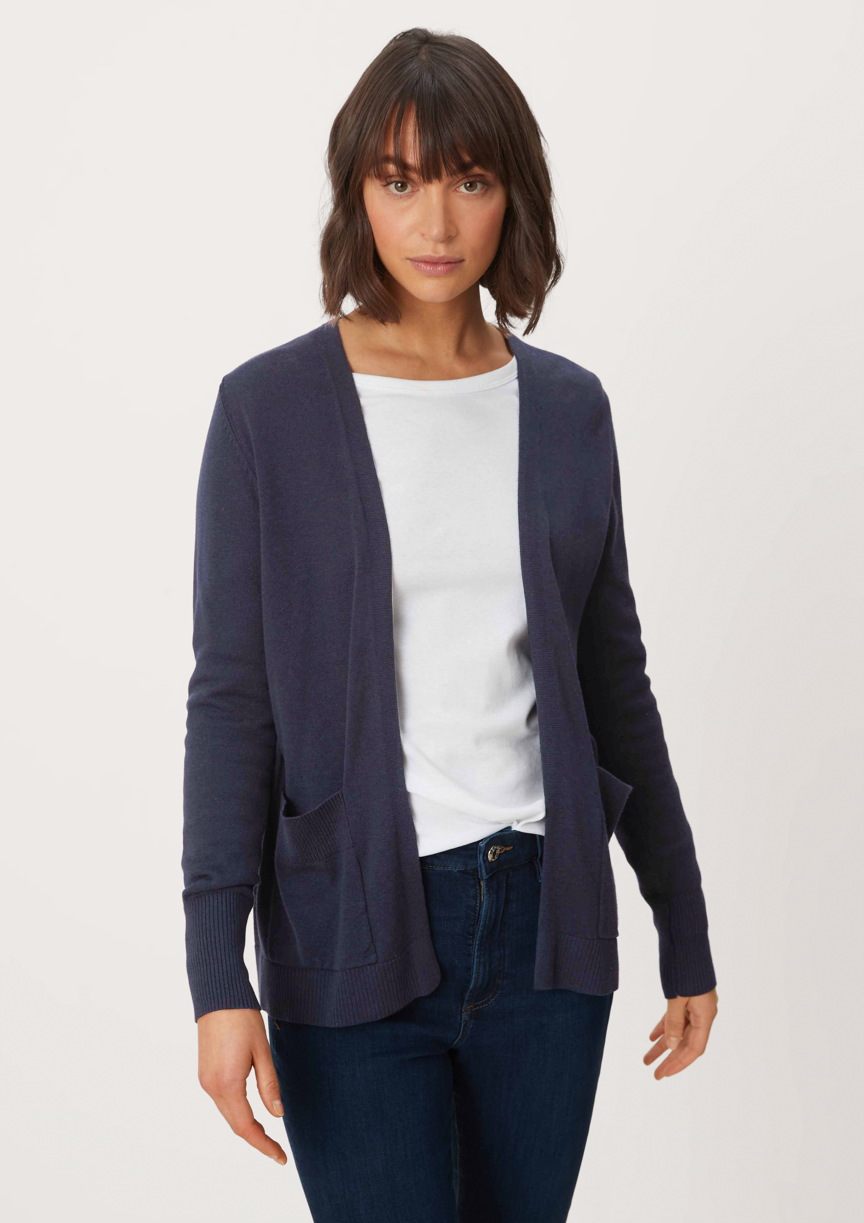 Cardigan in 5959, 7928, 9999 & 83W0