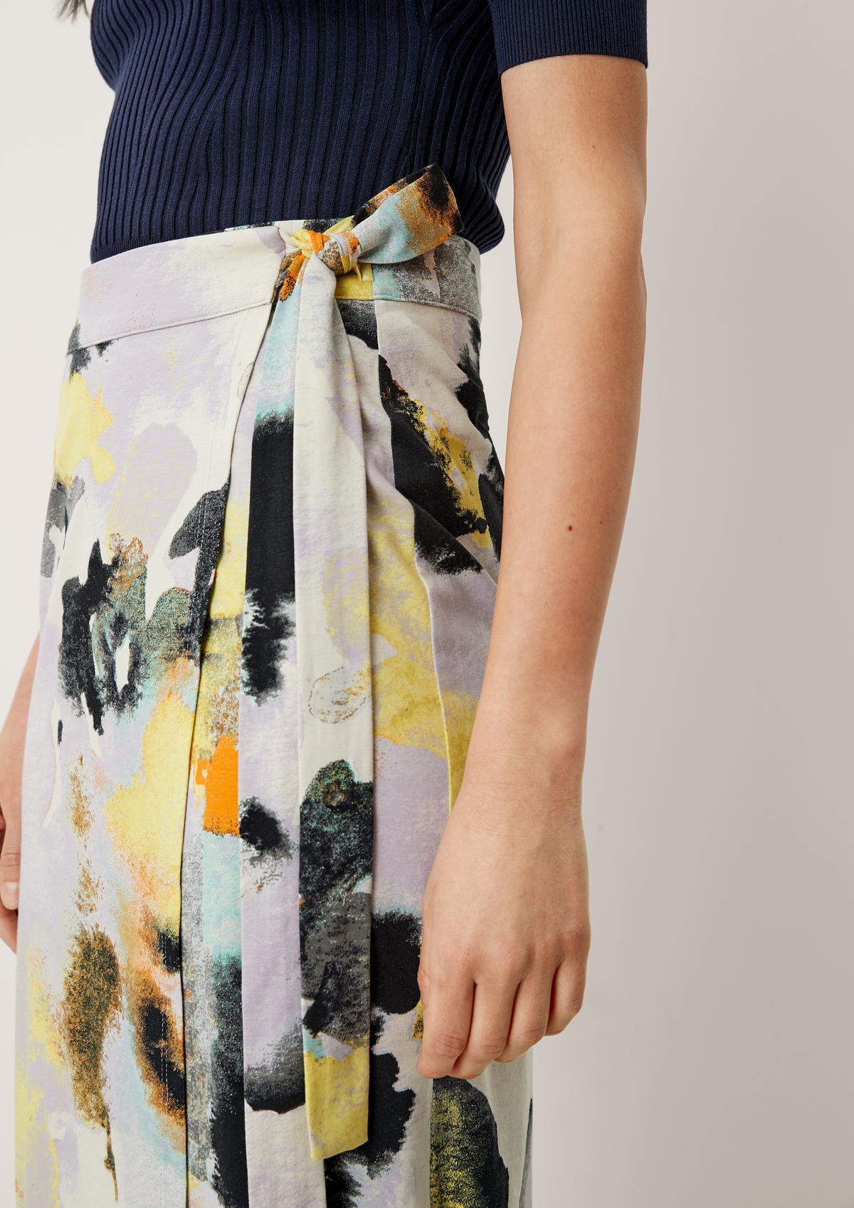 s.Oliver Wrap-over skirt with an all-over pattern