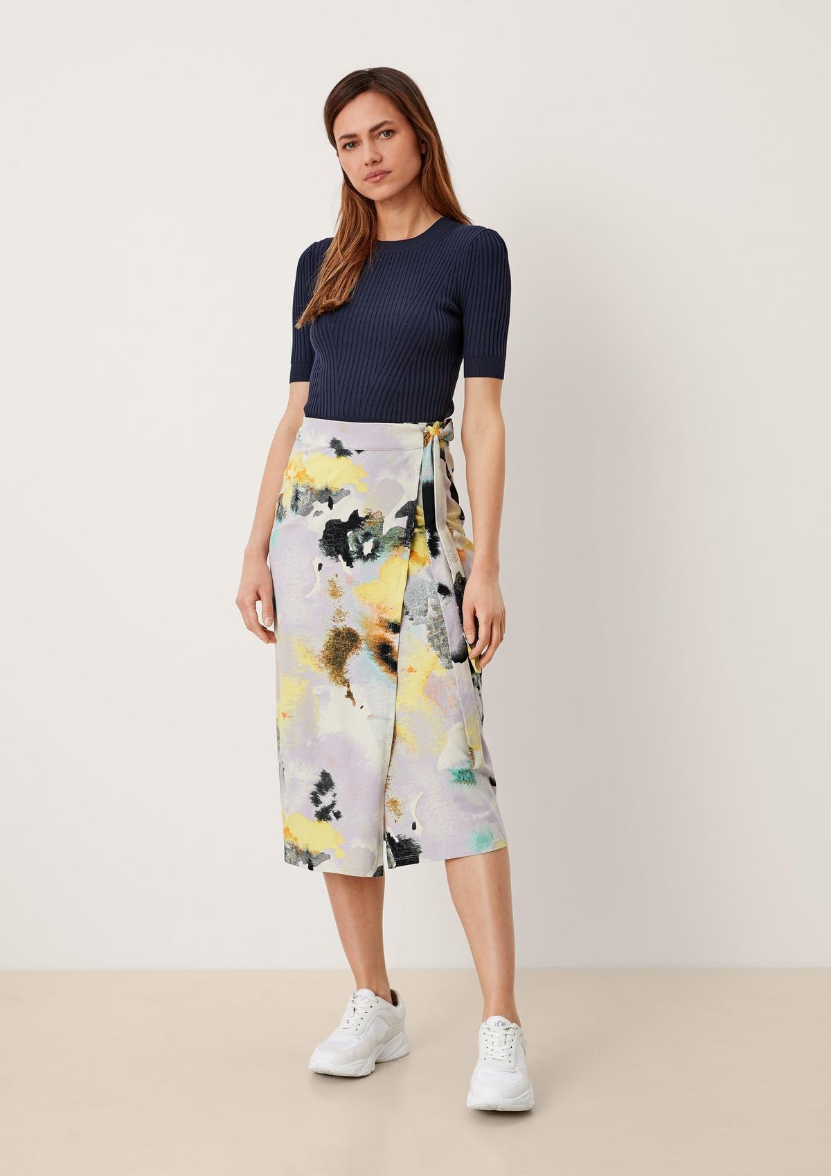 s.Oliver Wrap-over skirt with an all-over pattern