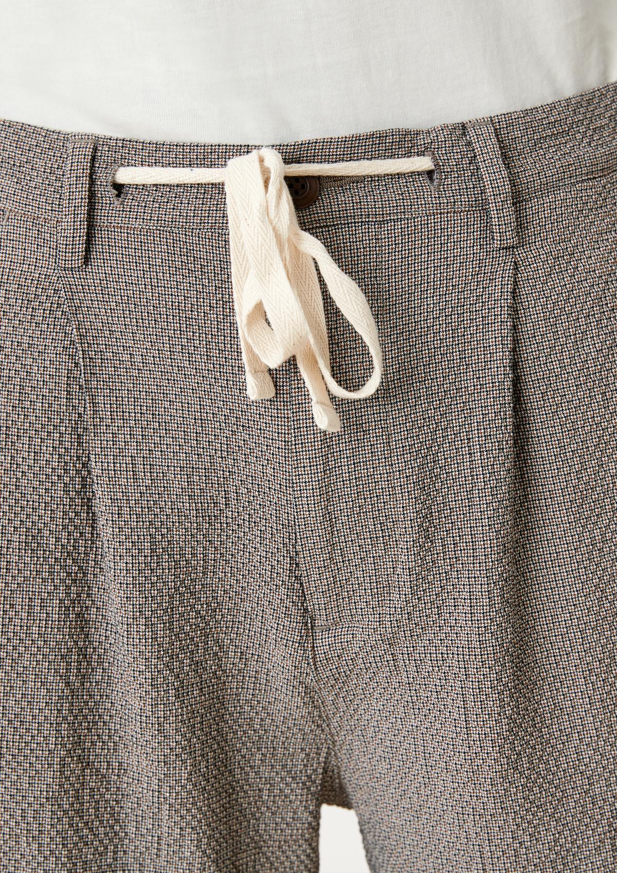 s.Oliver Regular: Kratke hlače u kvaliteti nabranog krepa