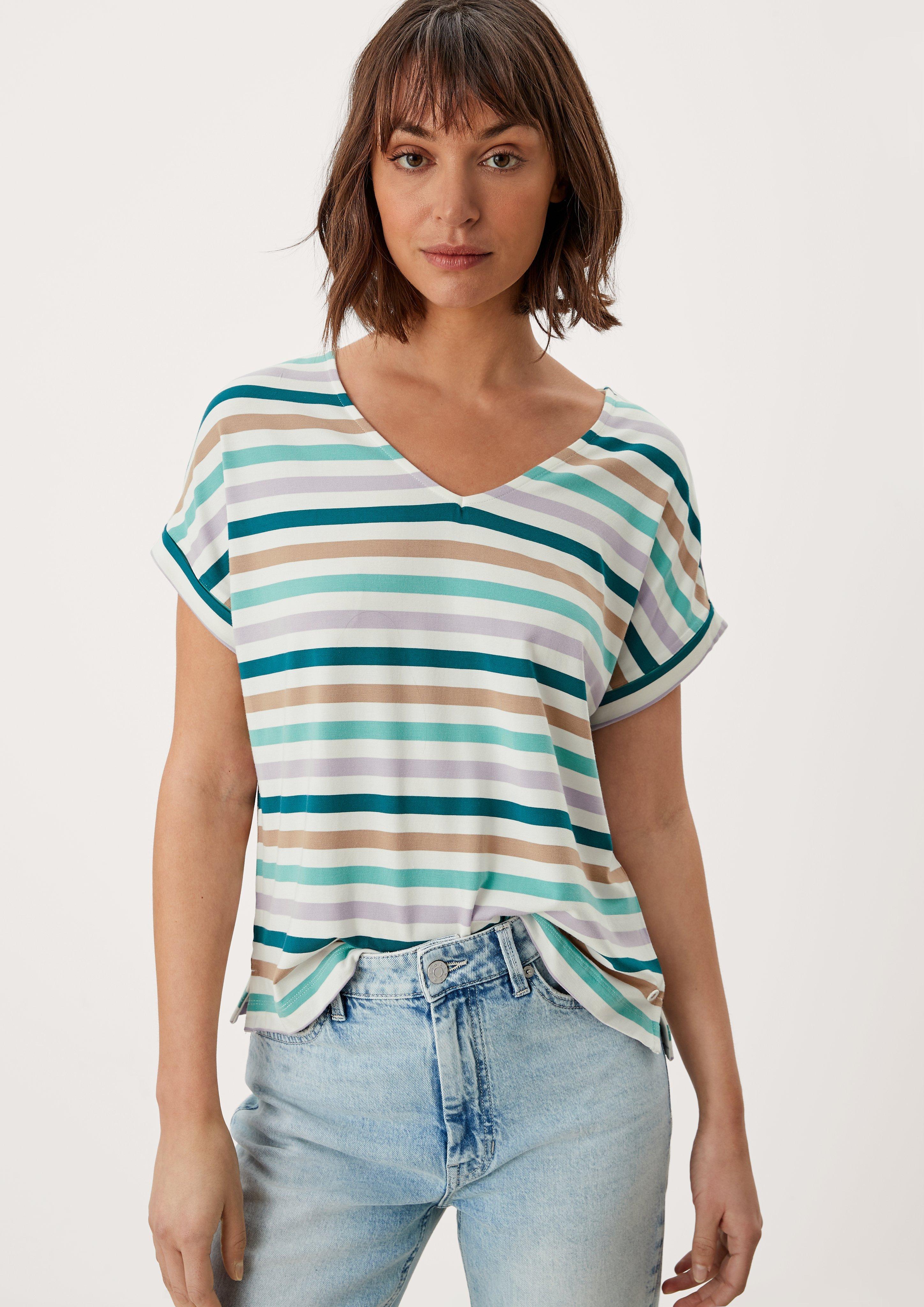 Sleeveless top in 