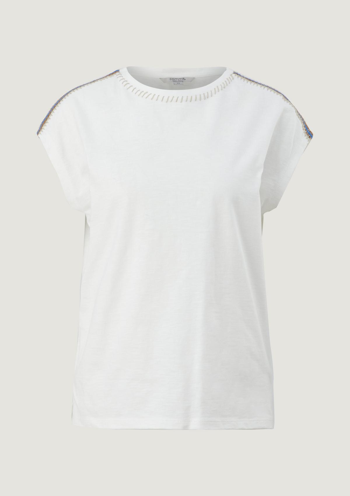 comma T-shirt with contrasting details