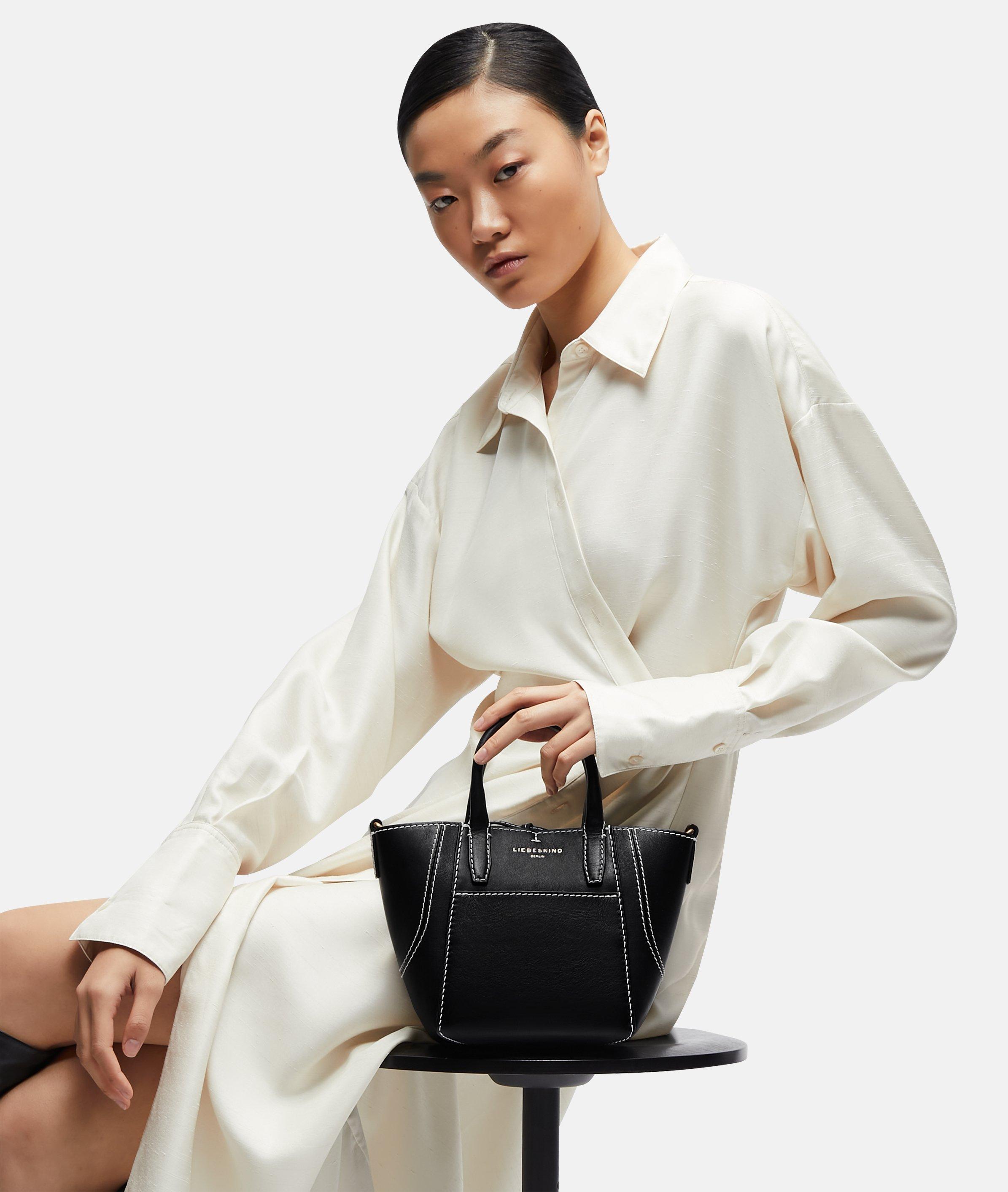 The Edit Tote S in schwarz