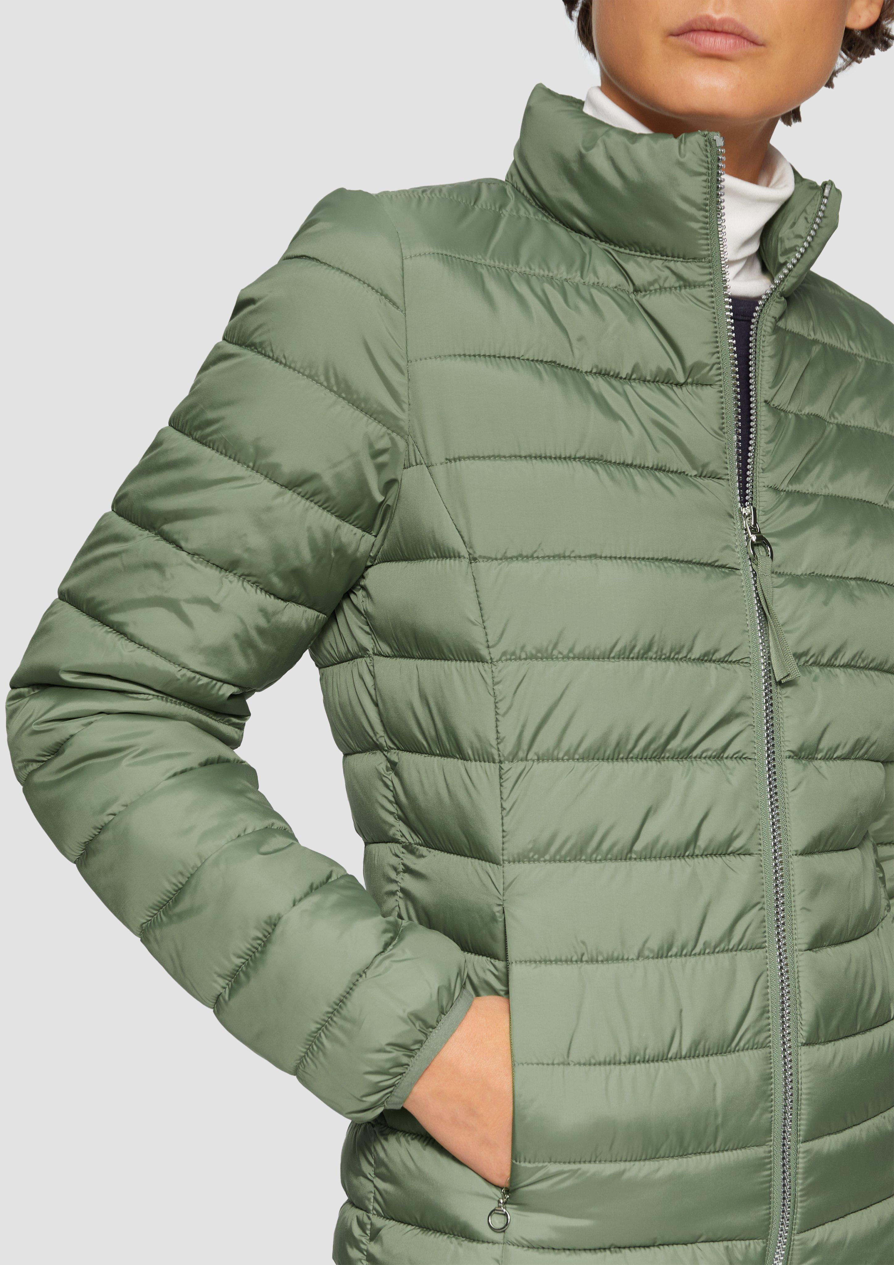 Lightweight jacket with quilting and a stand-up collar Lightweight jacket with quilting and a stand-up collar