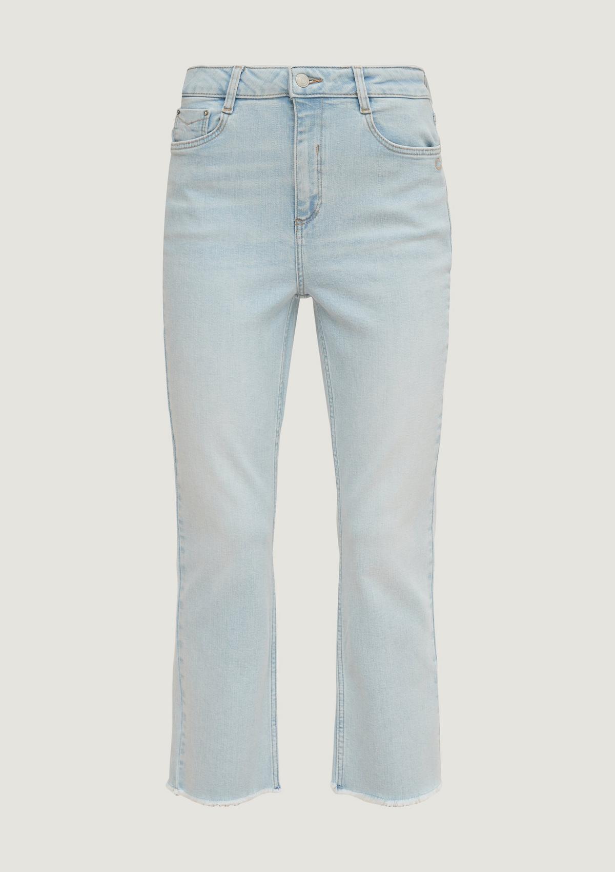 comma Regular: Jeans mit ausgefranstem Saum