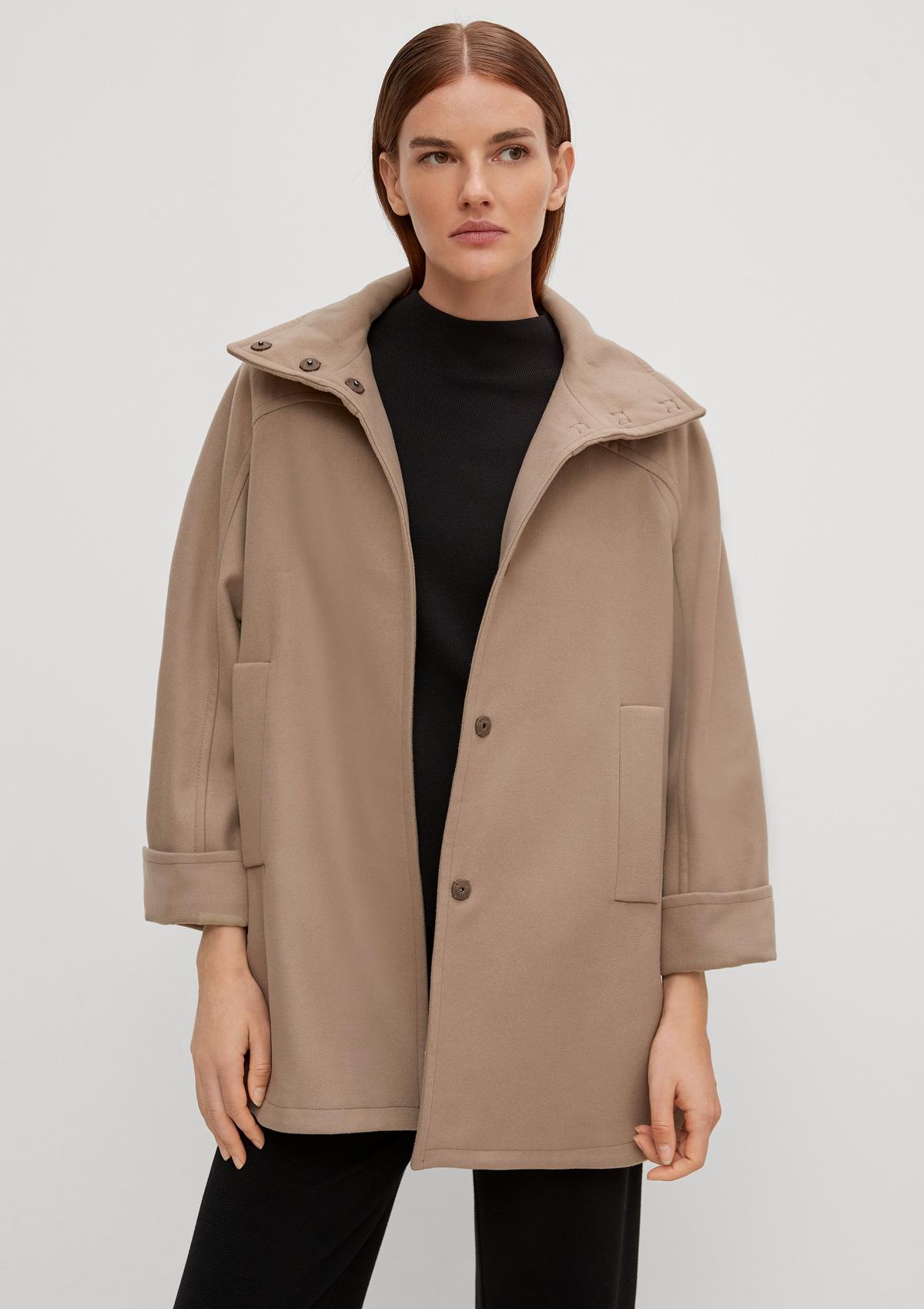 comma Cape-style coat