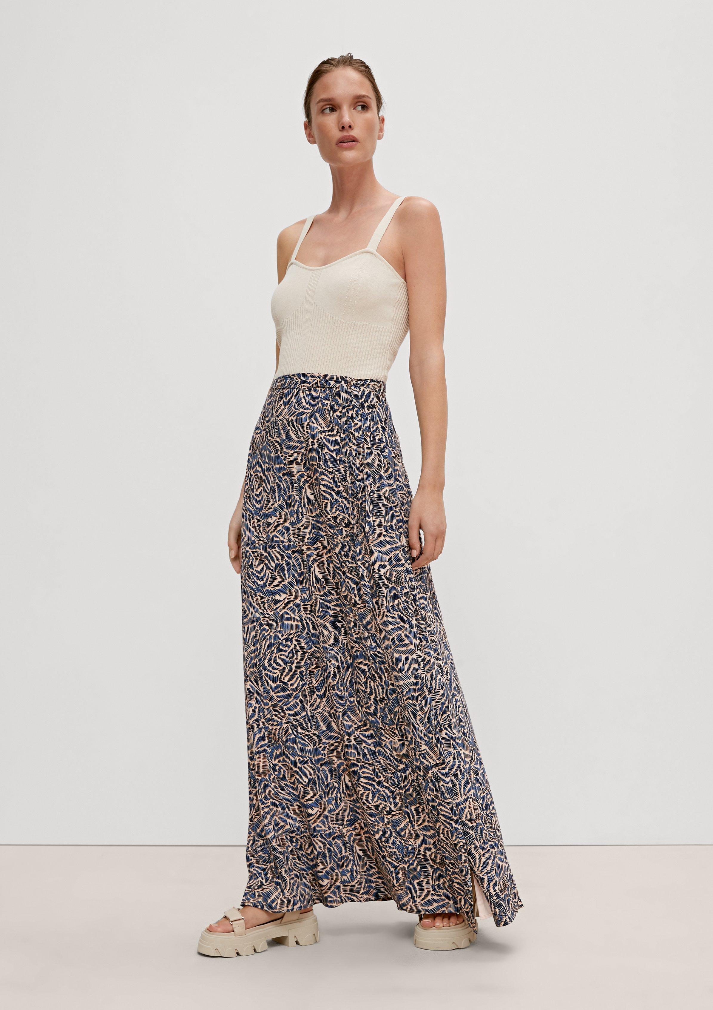 Viscose crêpe maxi skirt - navy | Comma