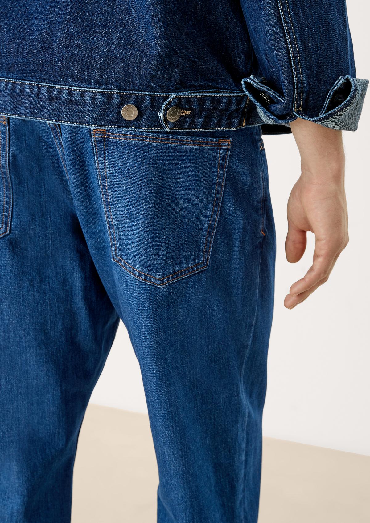 s.Oliver Jeans Grant / Relaxed Fit / Mid Rise / Tapered Leg