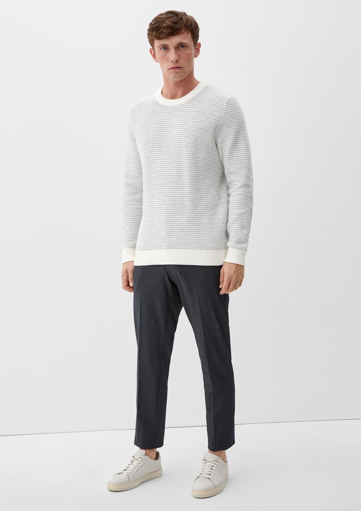 Jumper with a knitted pattern - ecru