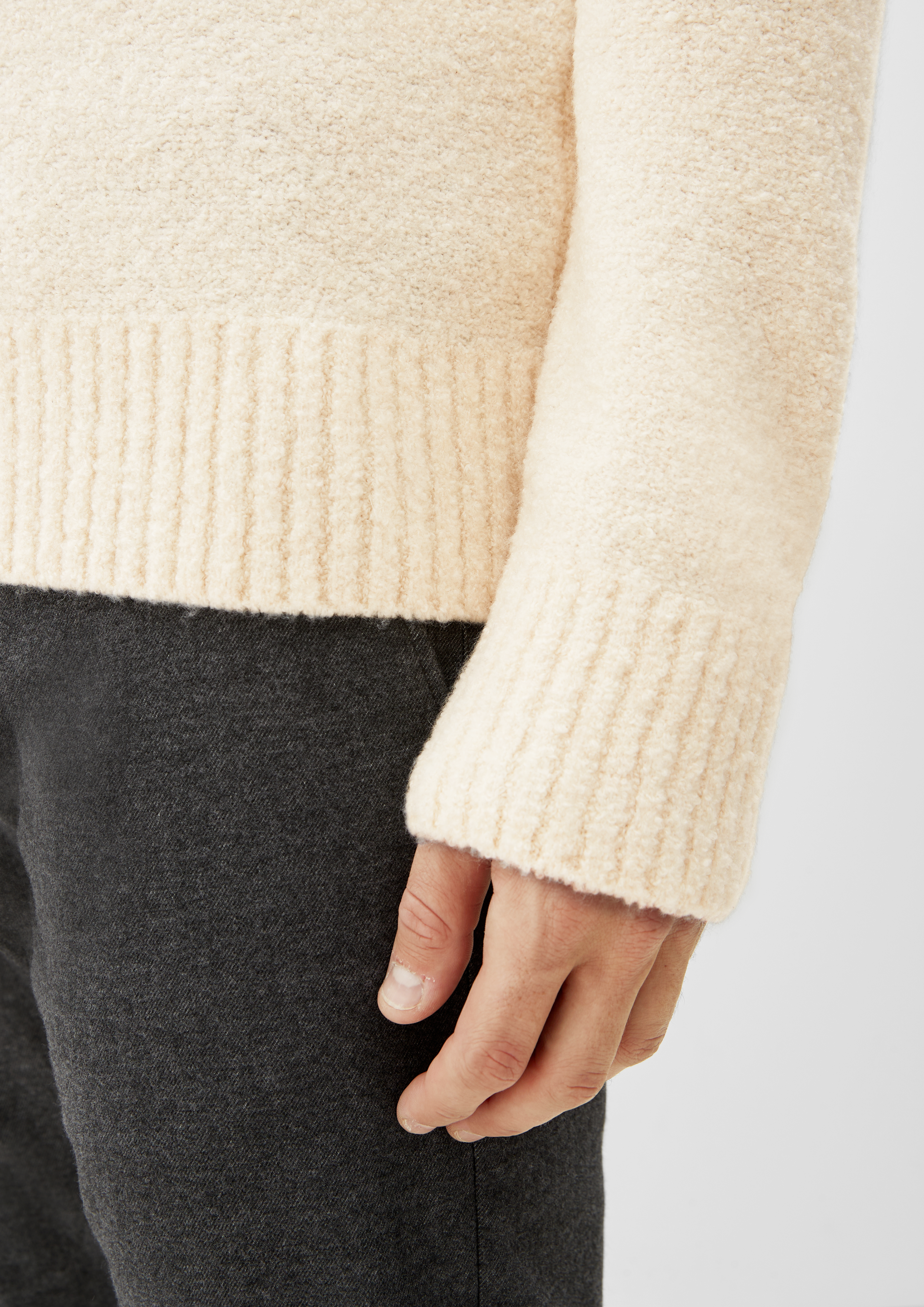 Strickpullover in 8105