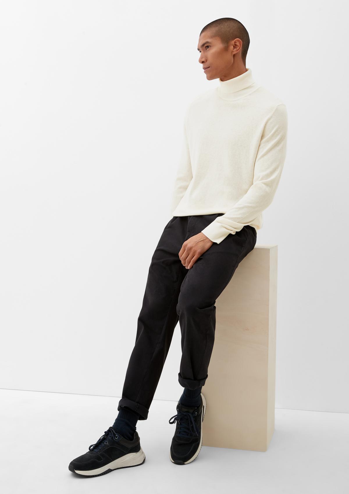Polo neck jumper with merino wool