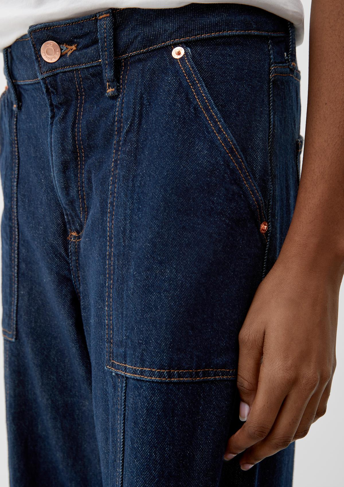 s.Oliver Slim: destroyed jeans met een knoopsluiting