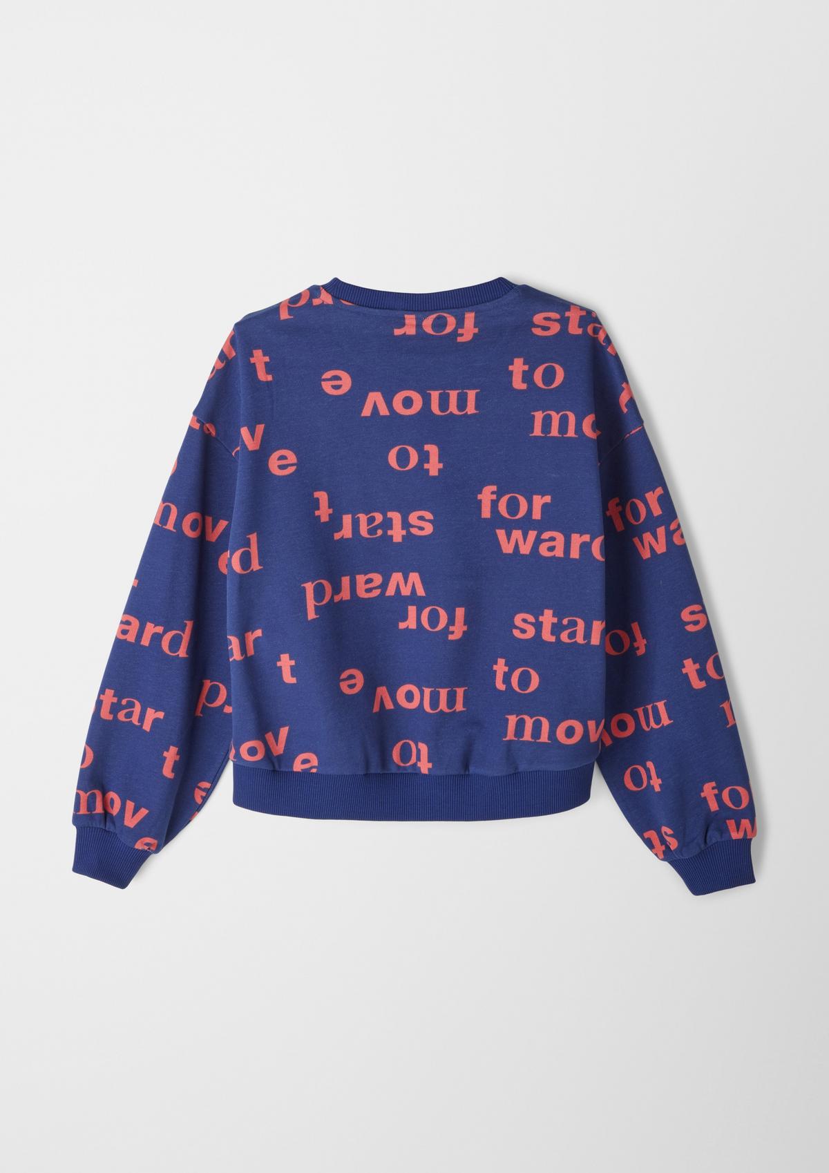 s.Oliver Sweatshirt pulover z vzorcem po vsem oblačilu