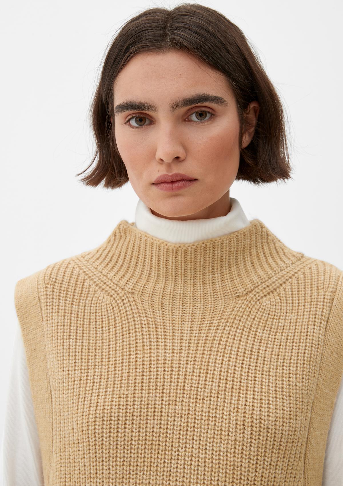 s.Oliver Sleeveless jumper in a wool blend