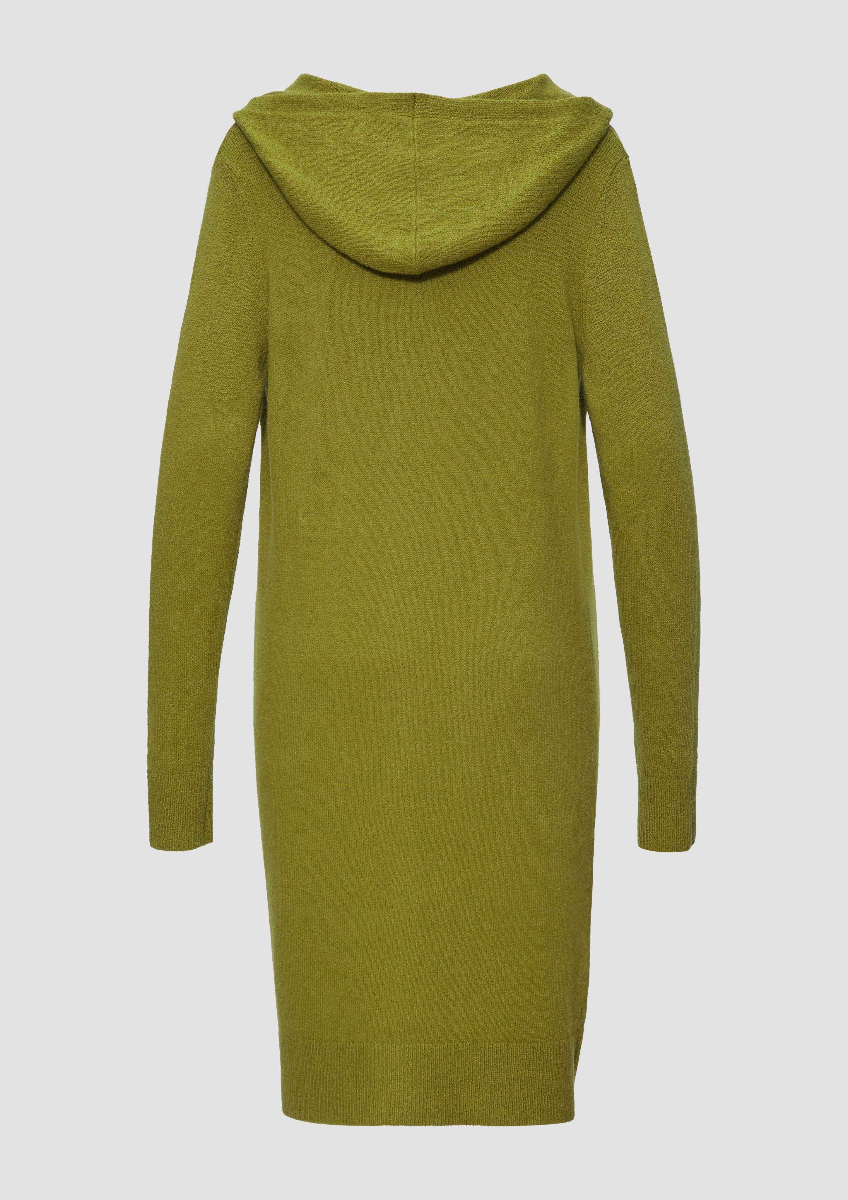 Cardigan in 7774, 9400, 84W5, 81W8, 9898, 7909, 7210 & 4703