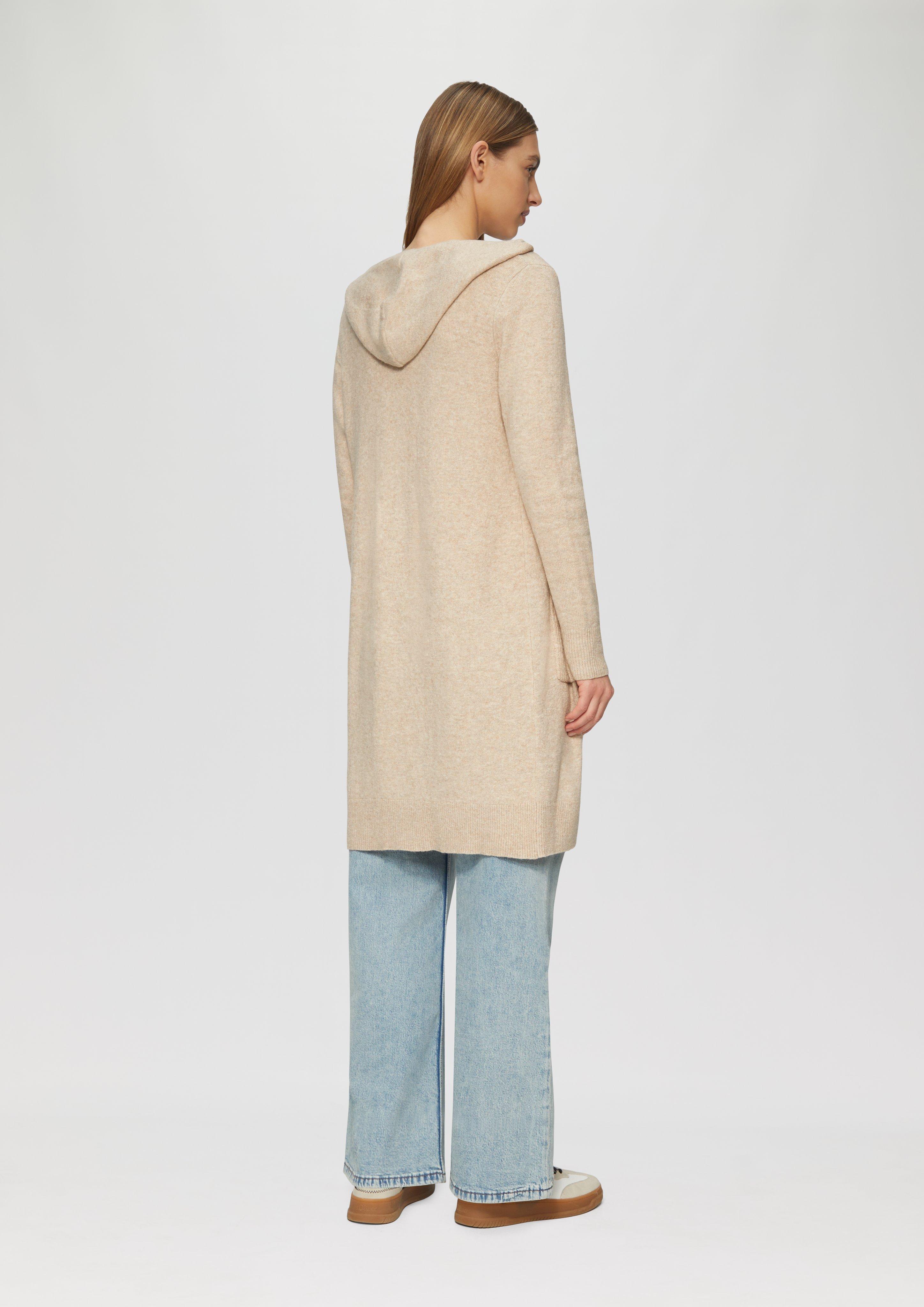 Cardigan in 81W8, 84W5, 9898, 4703 & 7774