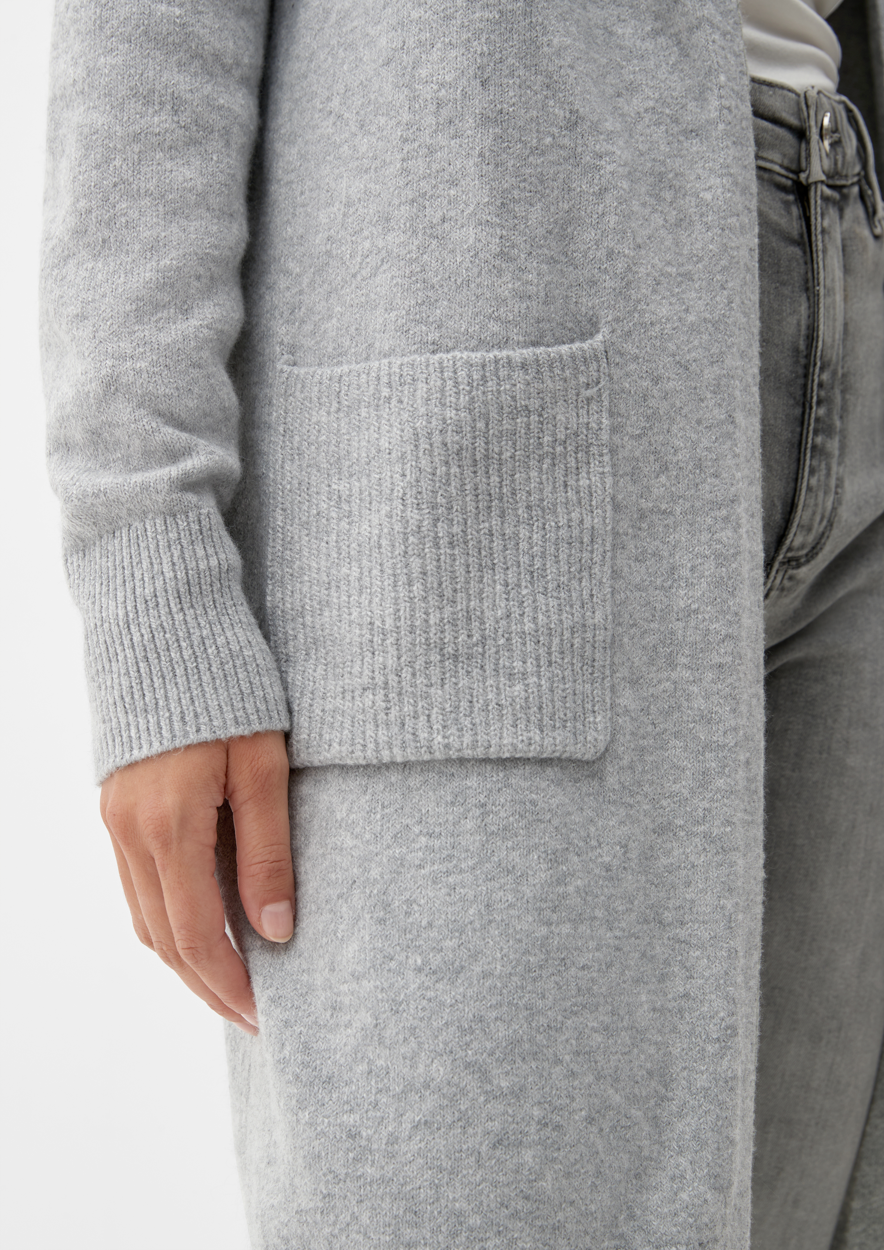 Cardigan in 9400, 84W5, 81W8, 9898, 4703 & 7774