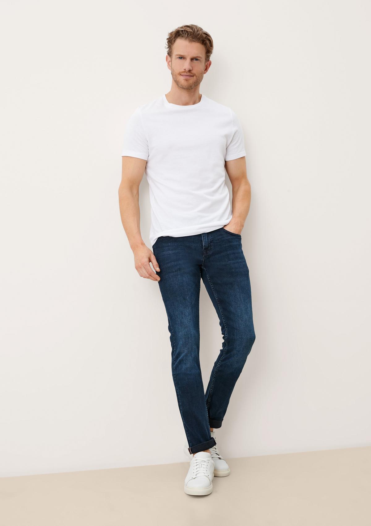 s.Oliver Slim: jeans with a tapered leg
