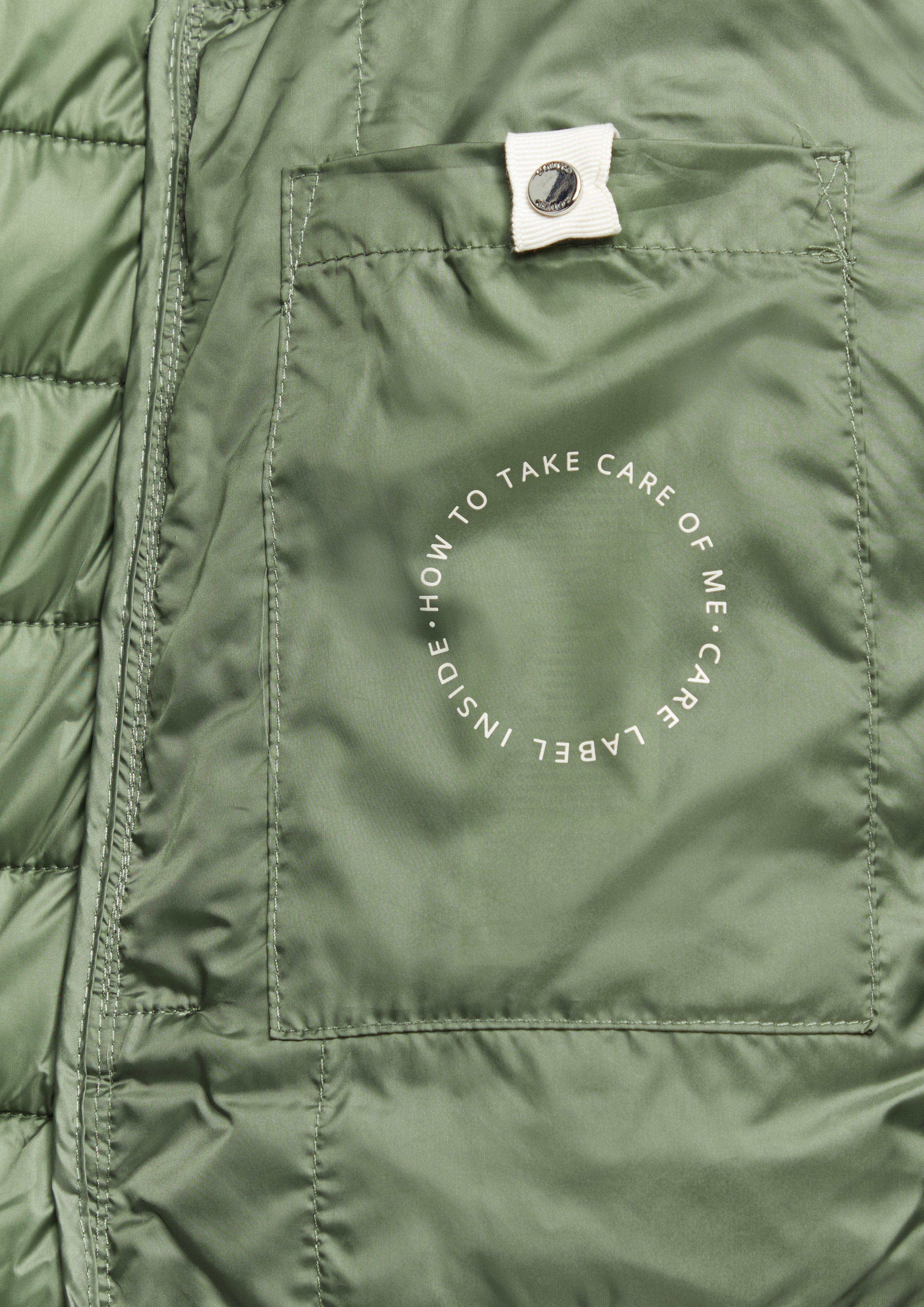 Mantel in 7814, 5959 & 9999