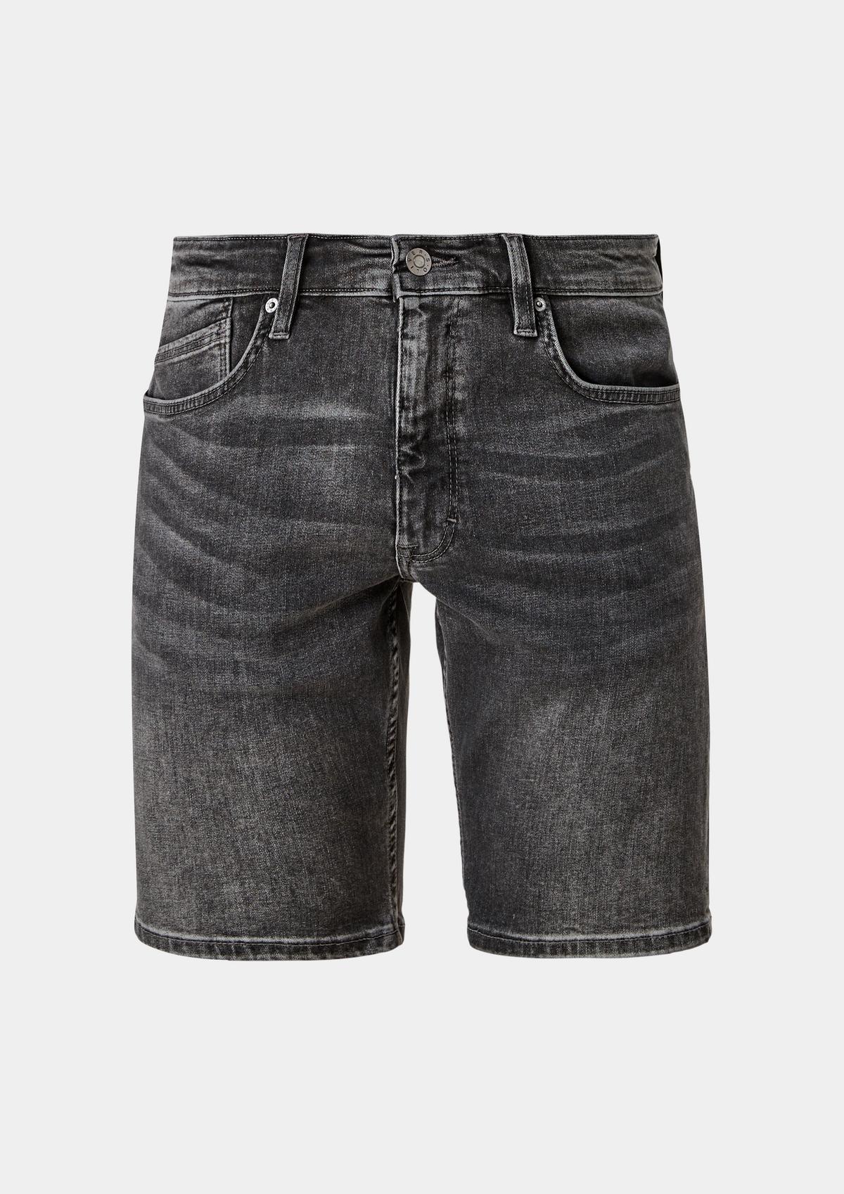 s.Oliver Slim fit: denim shorts in a vintage look