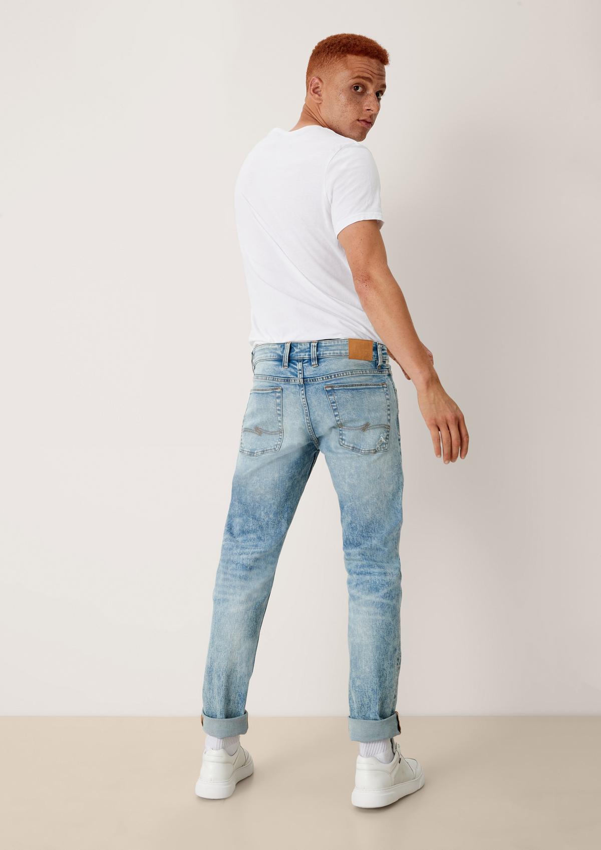 s.Oliver Jeans Pete / regular fit / mid rise / straight leg / label