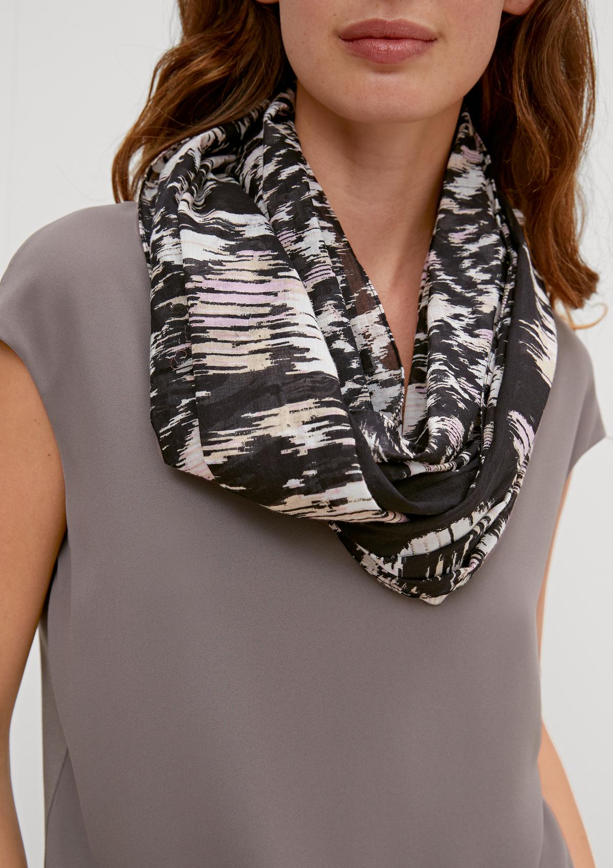 comma Snood with an all-over print
