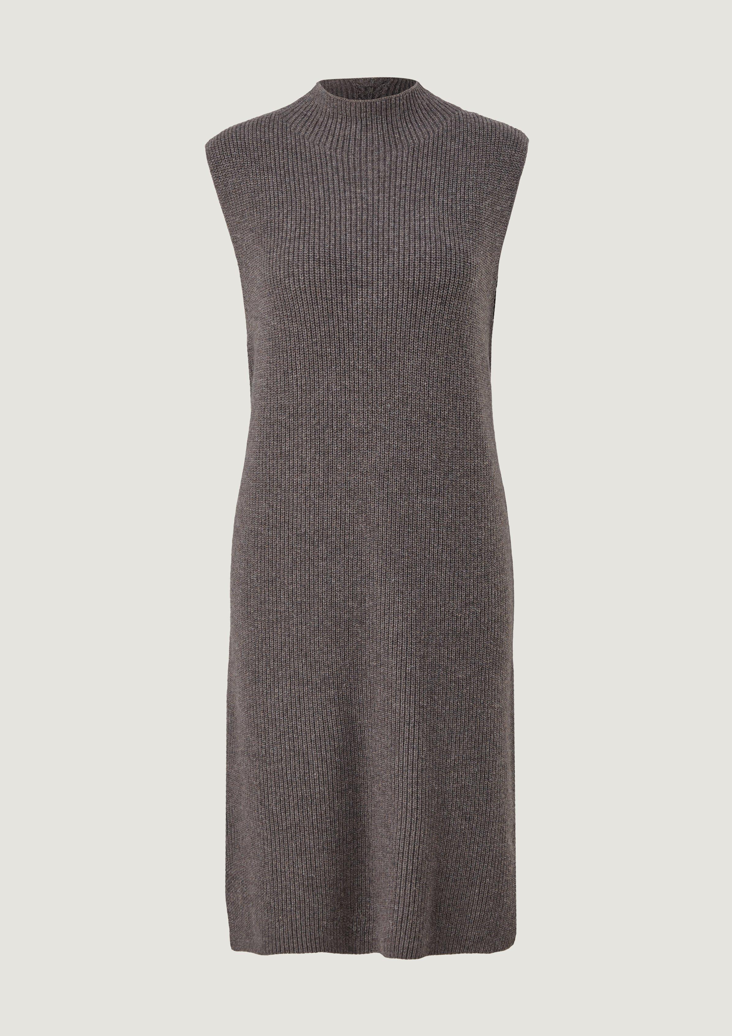 Knit dress in 96W3