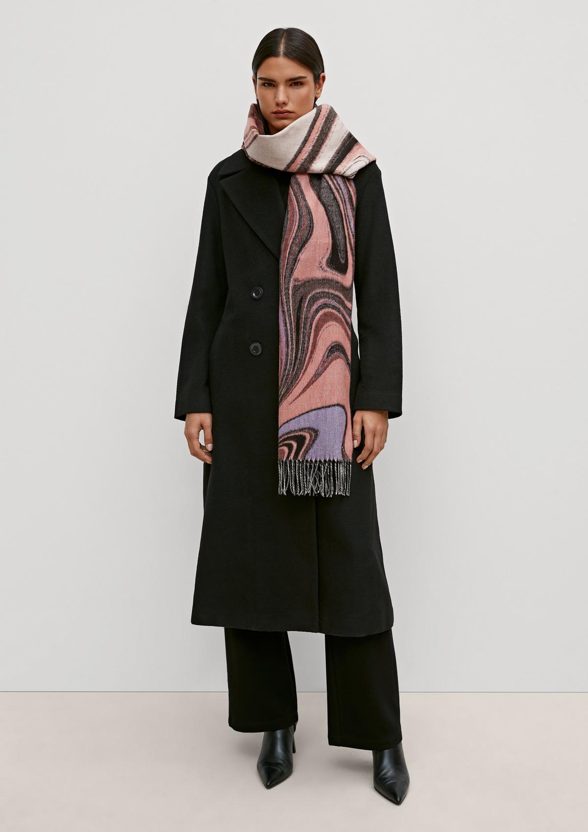 comma Patterned scarf with fringing