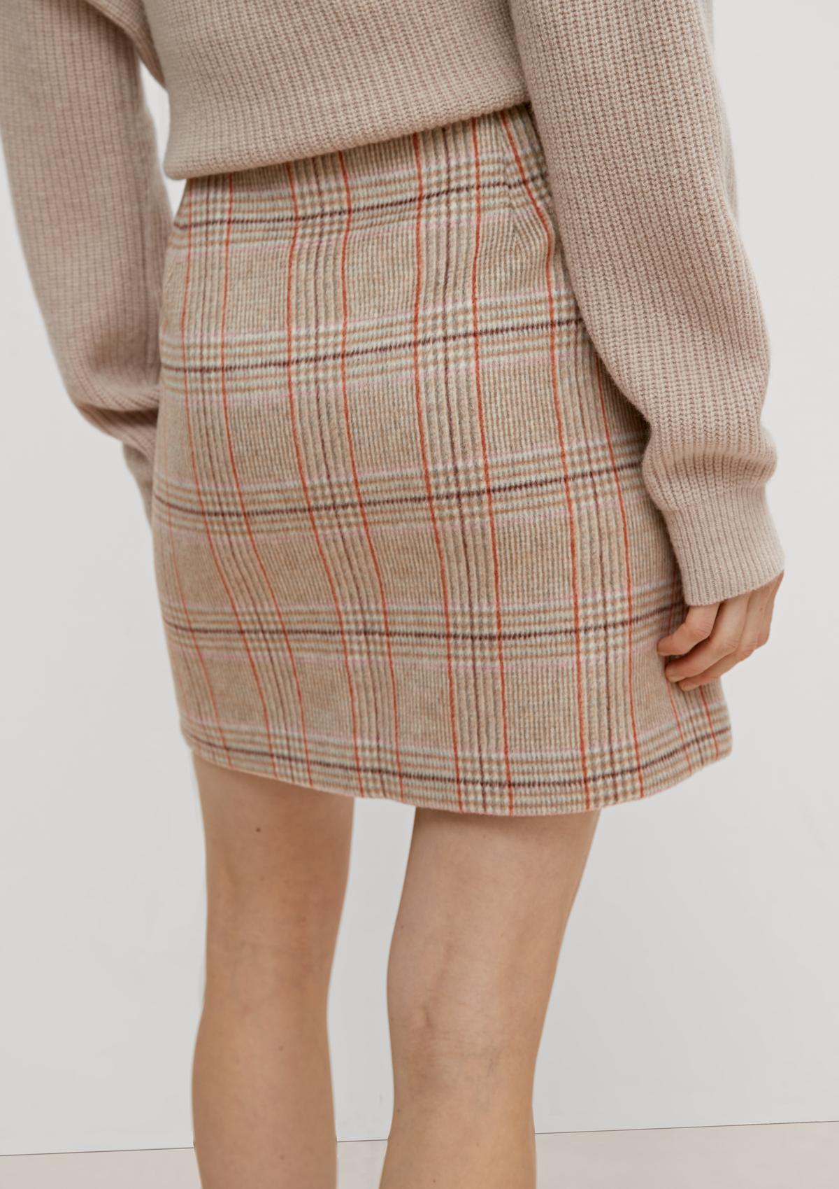 comma Check skirt in a wool blend