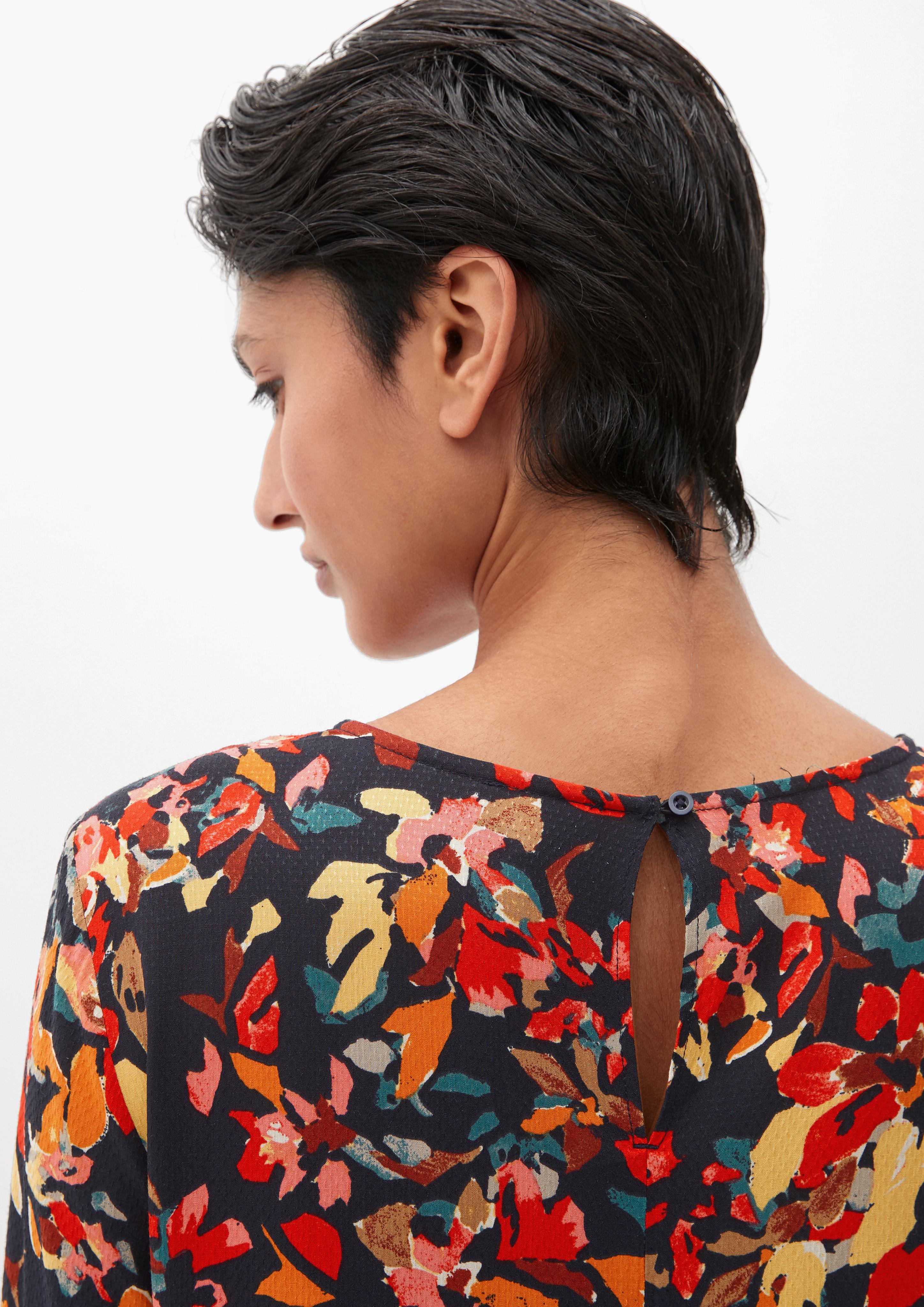Gemustertes Kleid