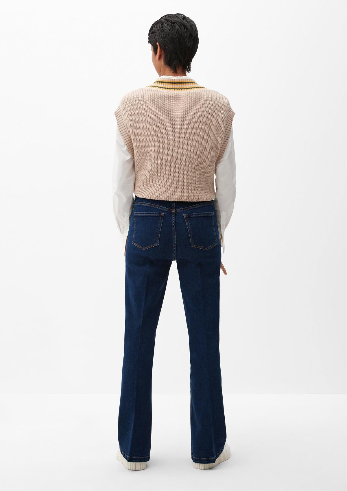 s.Oliver Slim: džíny se zvonovými nohavicemi