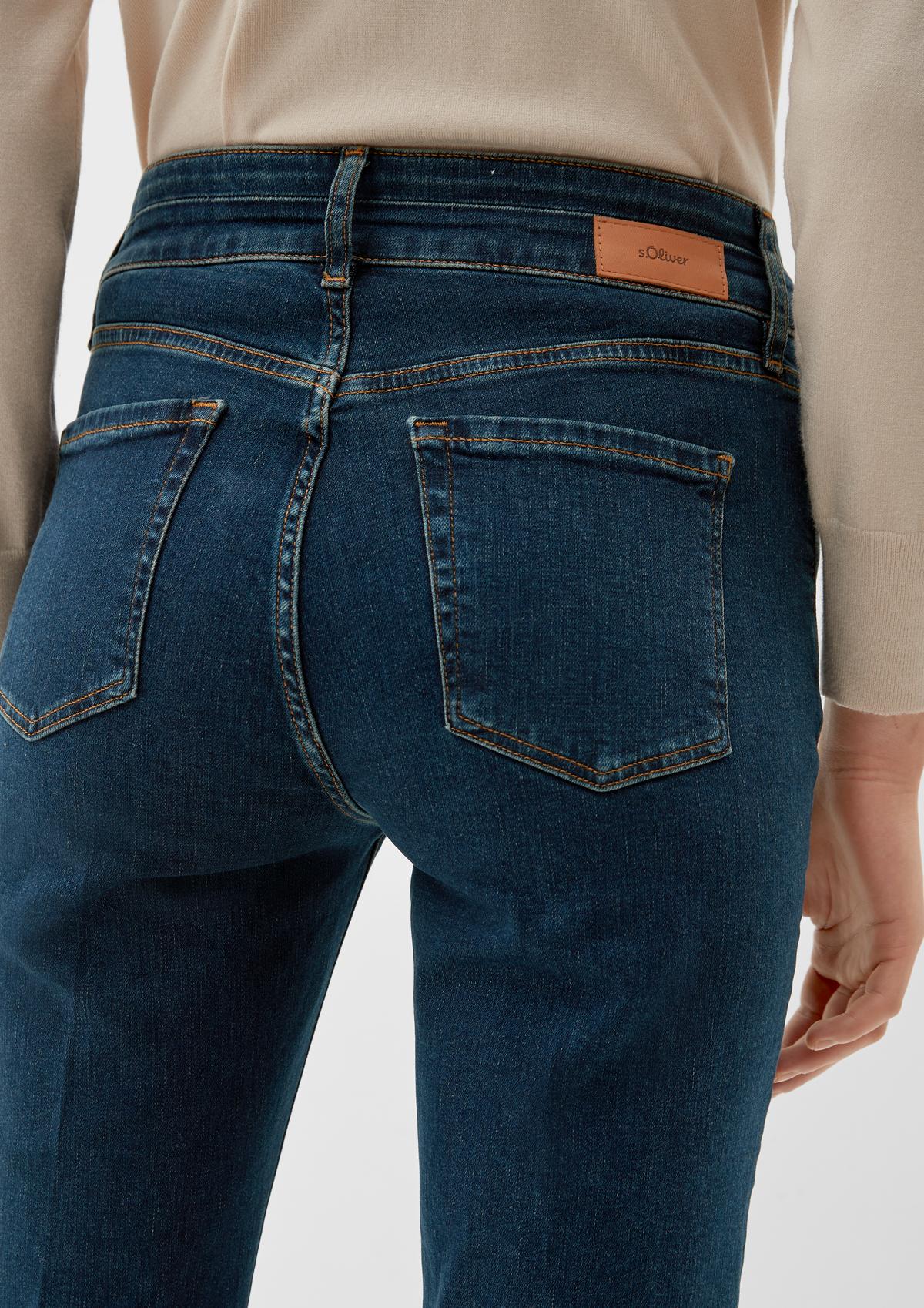 Slim fit: flared high-rise jeans - ocean blue | s.Oliver