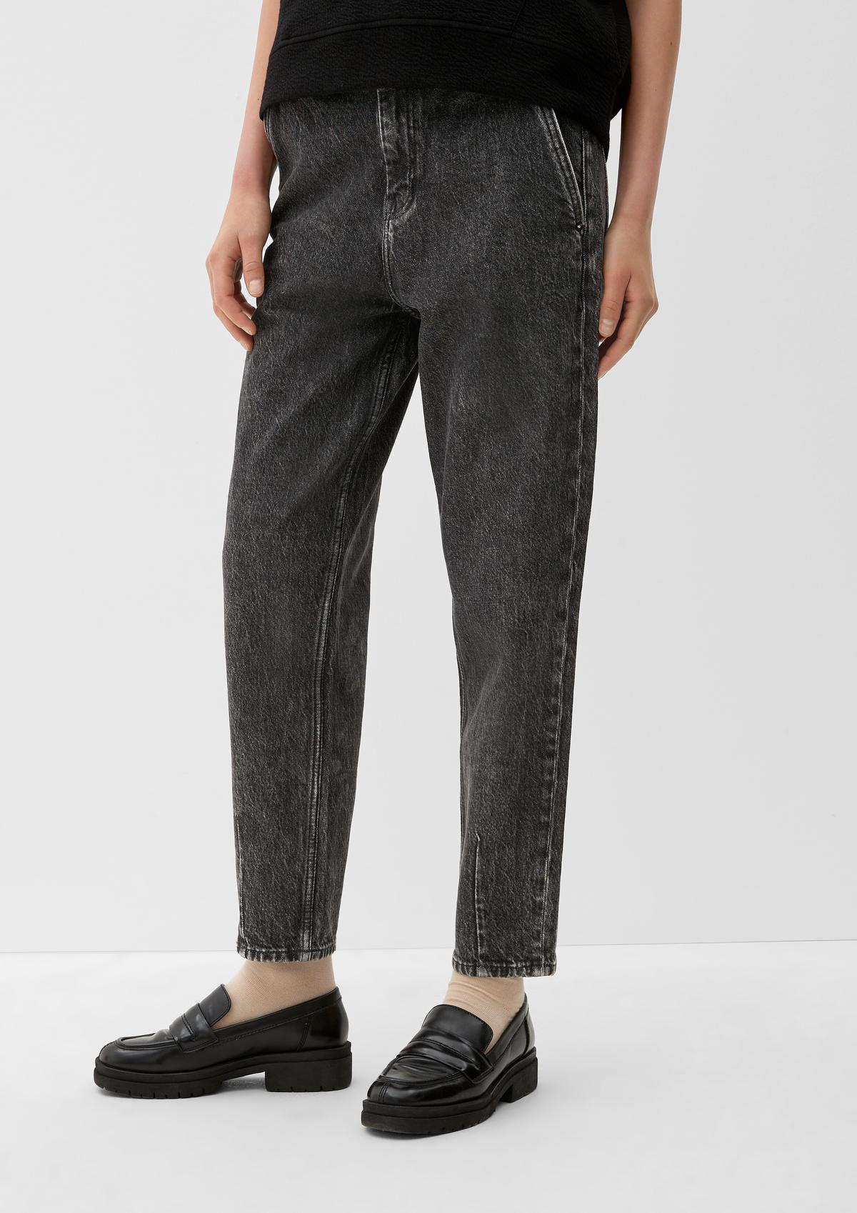 s.Oliver Jeans Mom / Relaxed Fit / High Rise / Tapered Leg