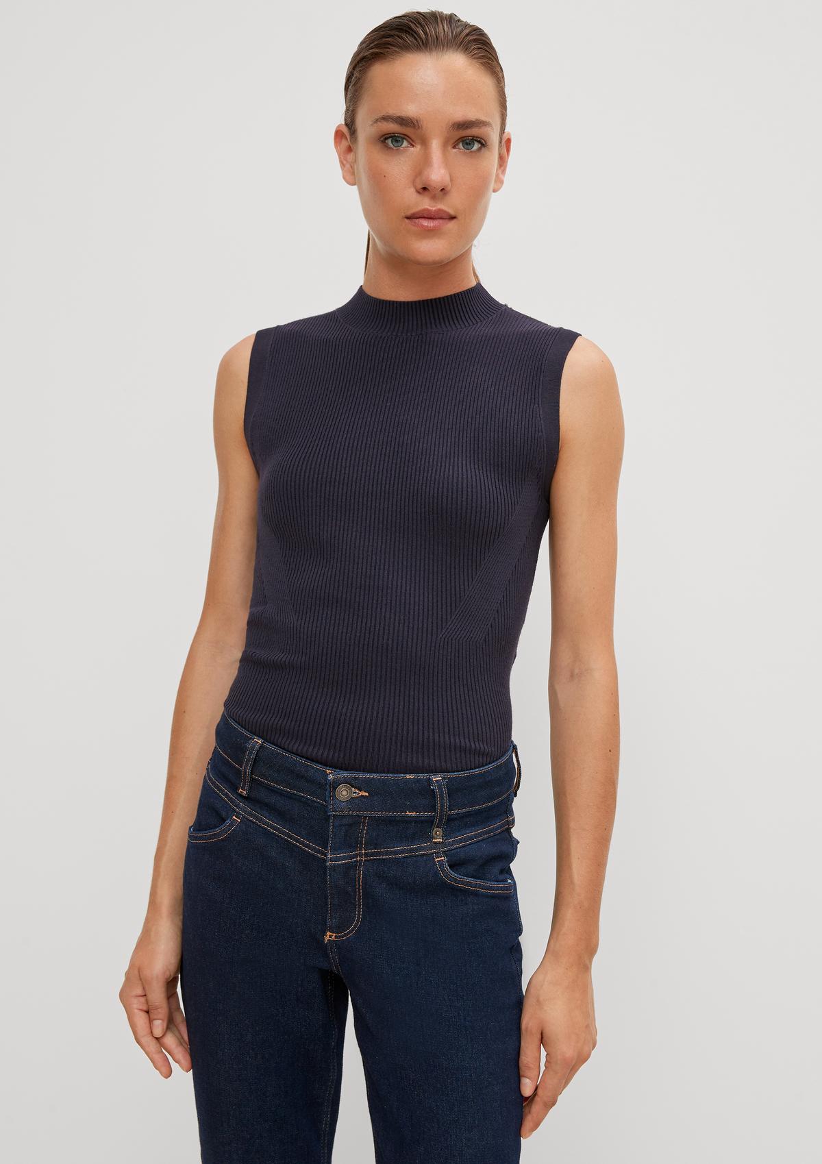 comma Fine knit top in blended viscose