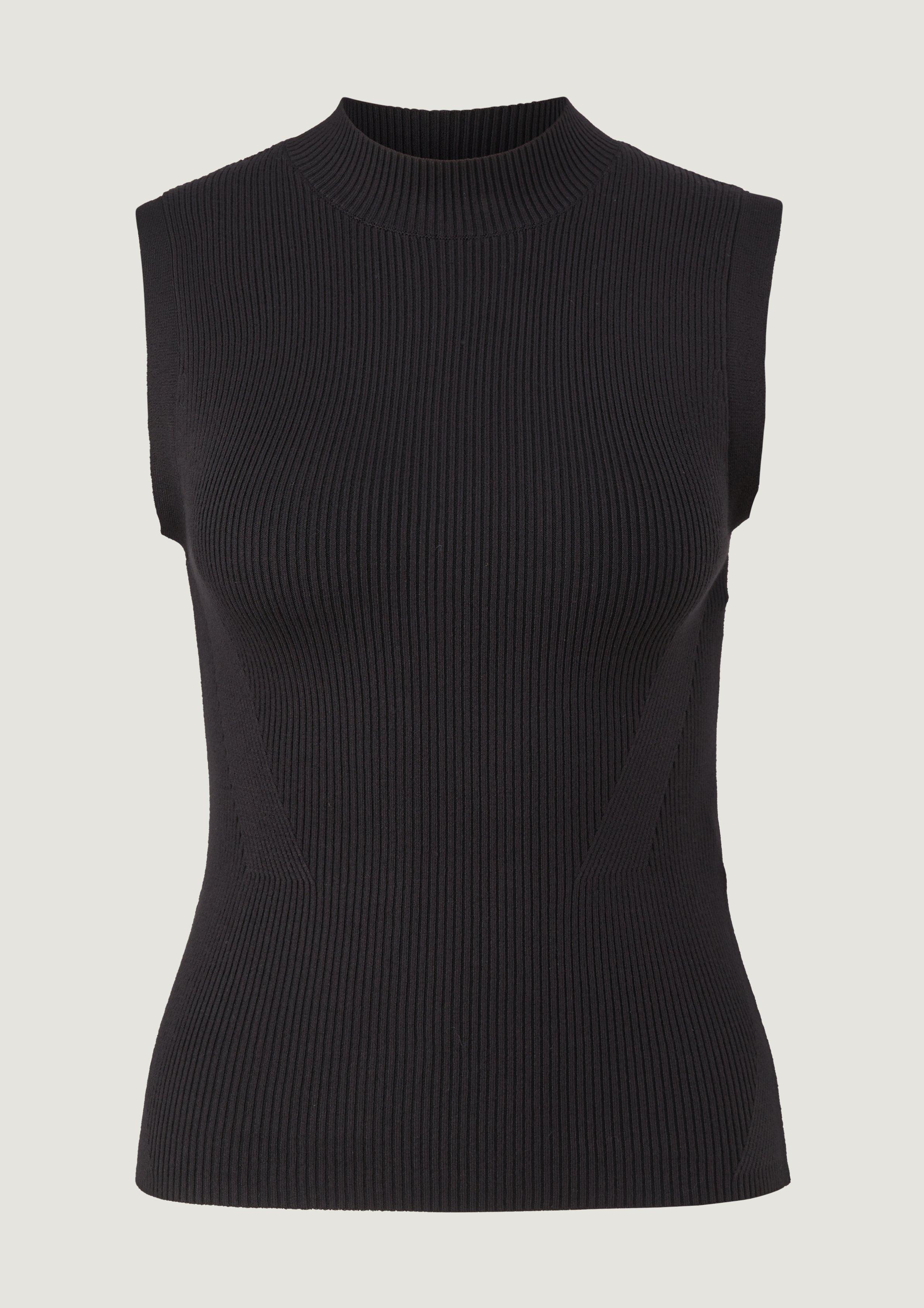 Sleeveless knitted jumper in 