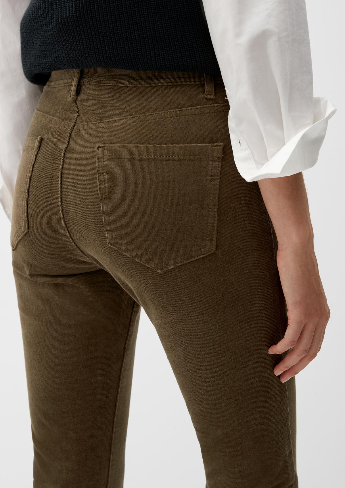s.Oliver Slim : pantalon en velours finement côtelé