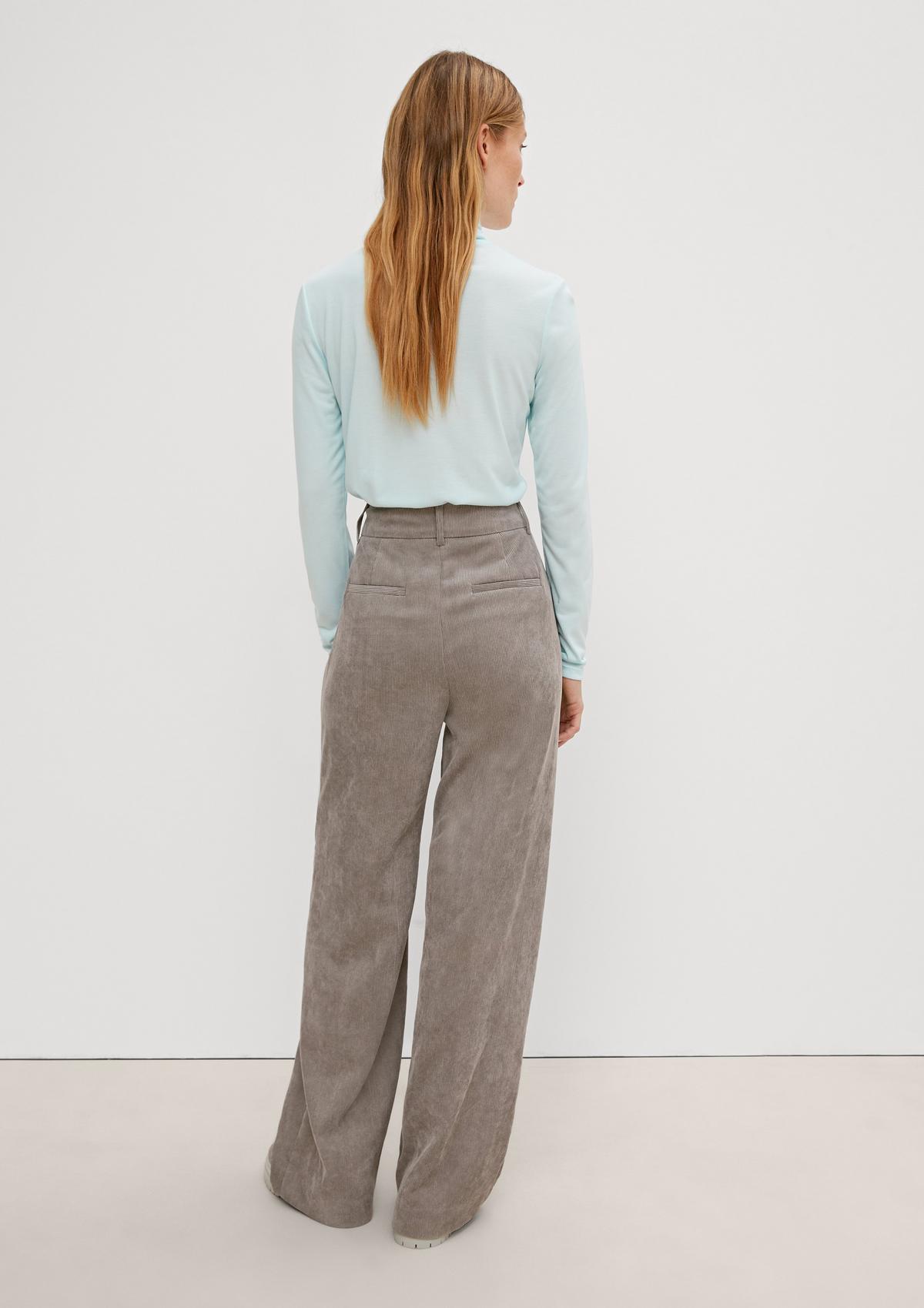 comma Loose fit: corduroy trousers