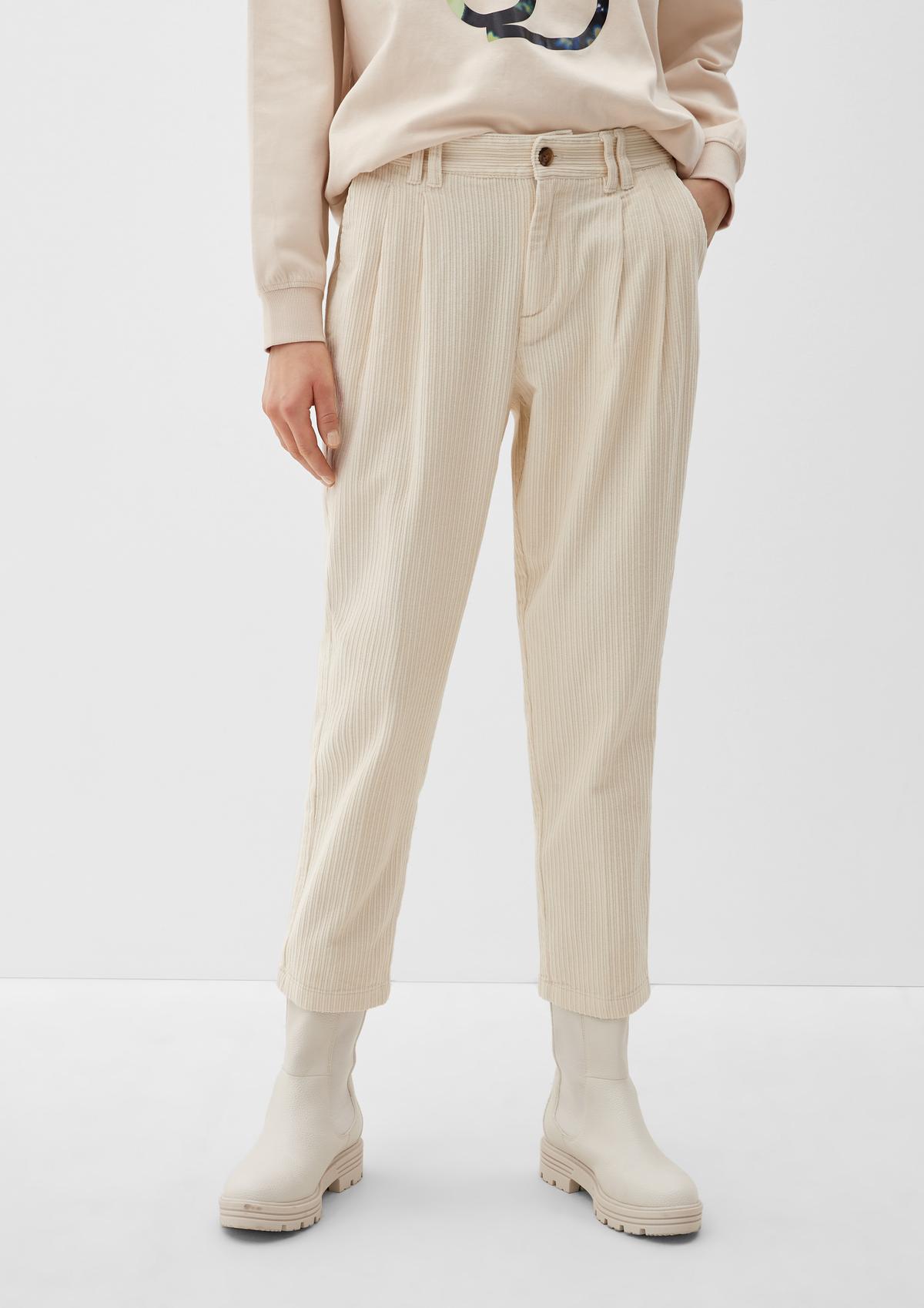 s.Oliver High-waisted corduroy trousers