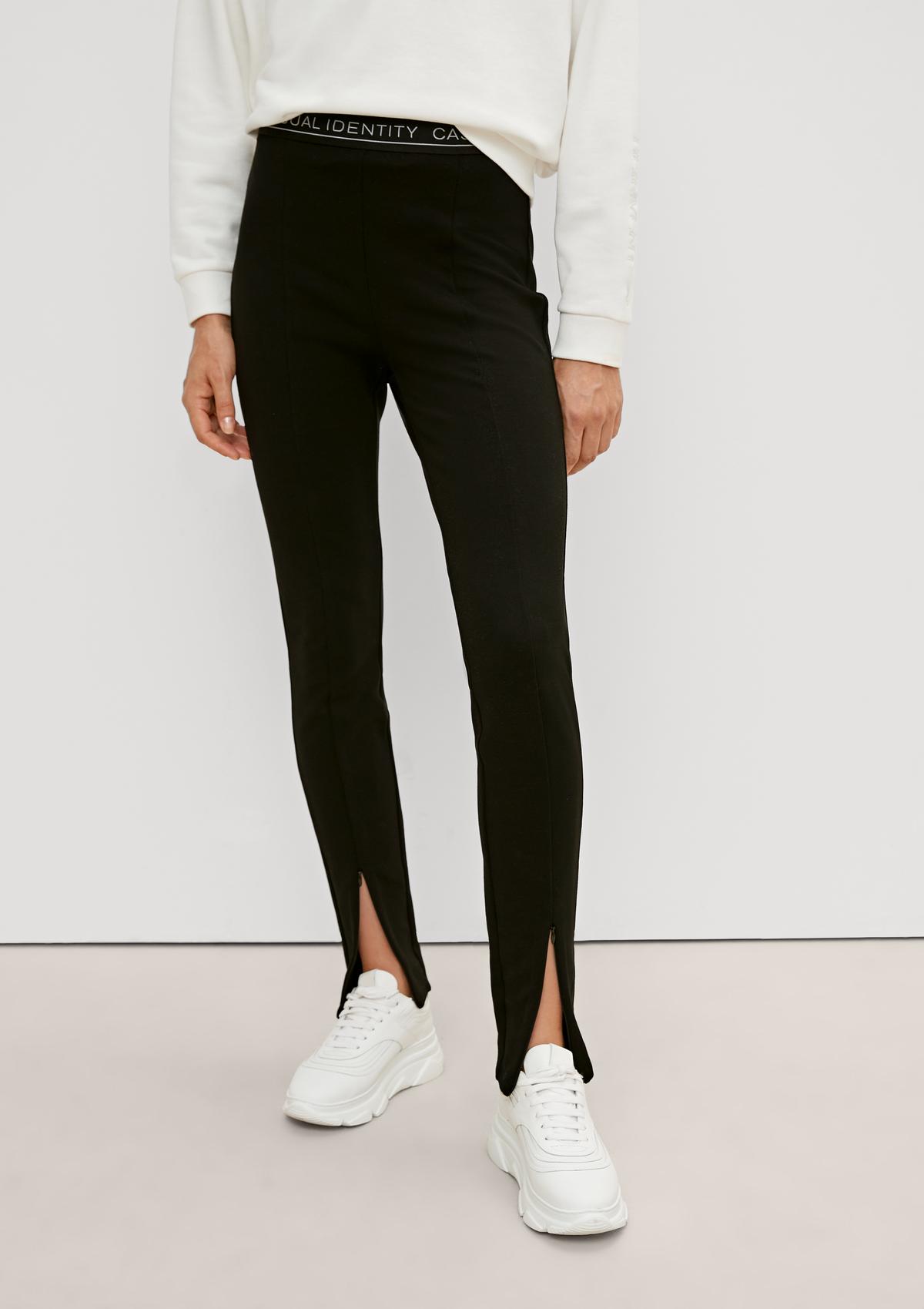 Slim fit: leggings with a logo waistband - black