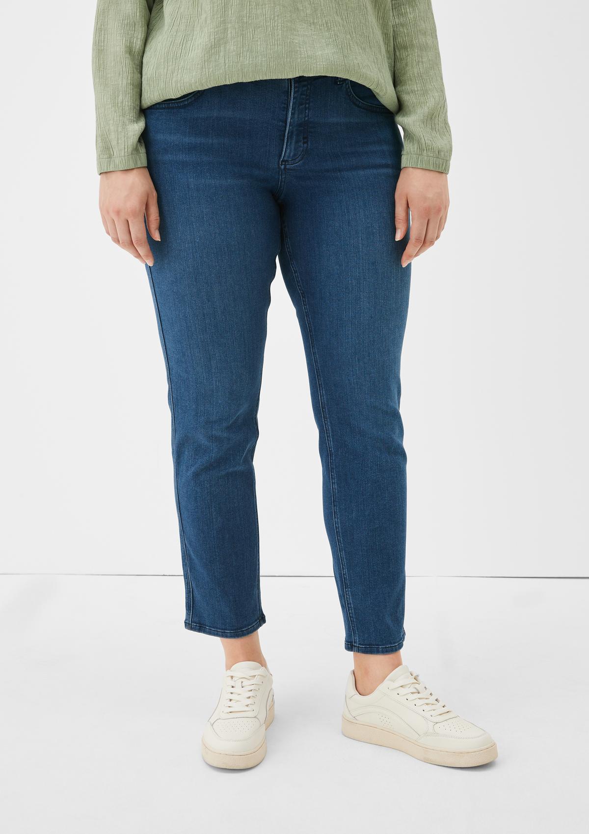 s.Oliver Slim: jeans spranega videza