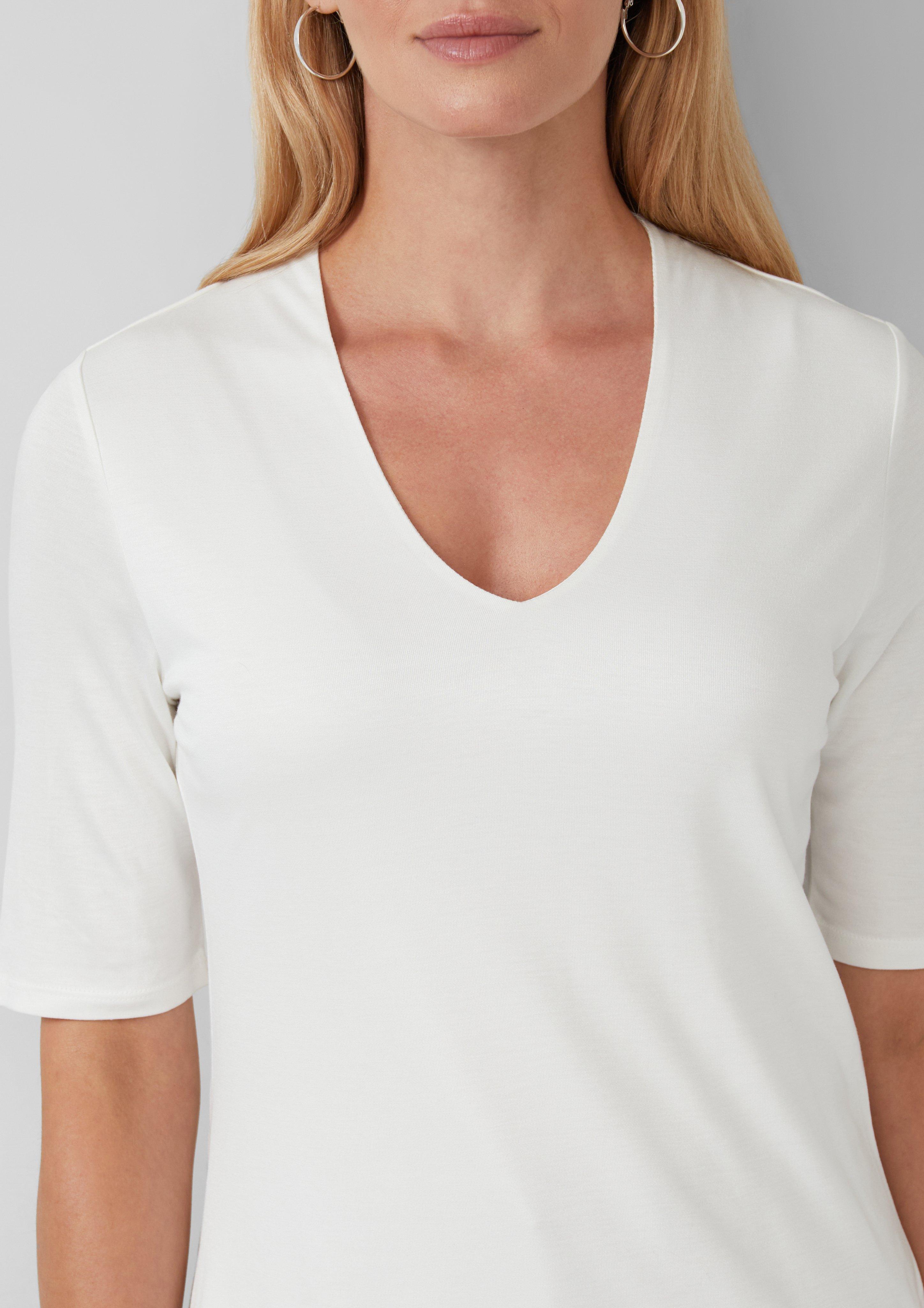 T-Shirt in 0200, 5959 & 9999