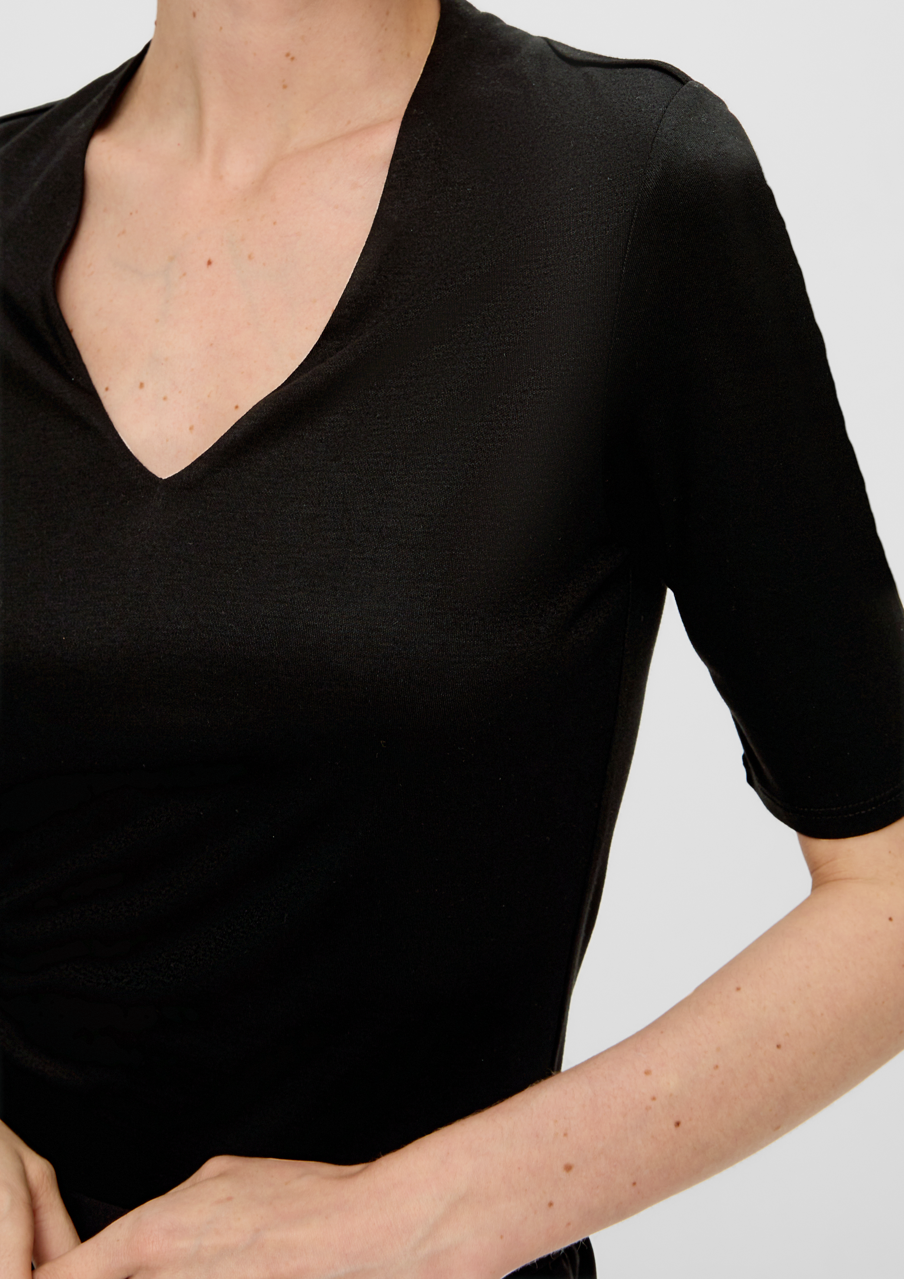 T-shirt in 9999, 0200 & 5959