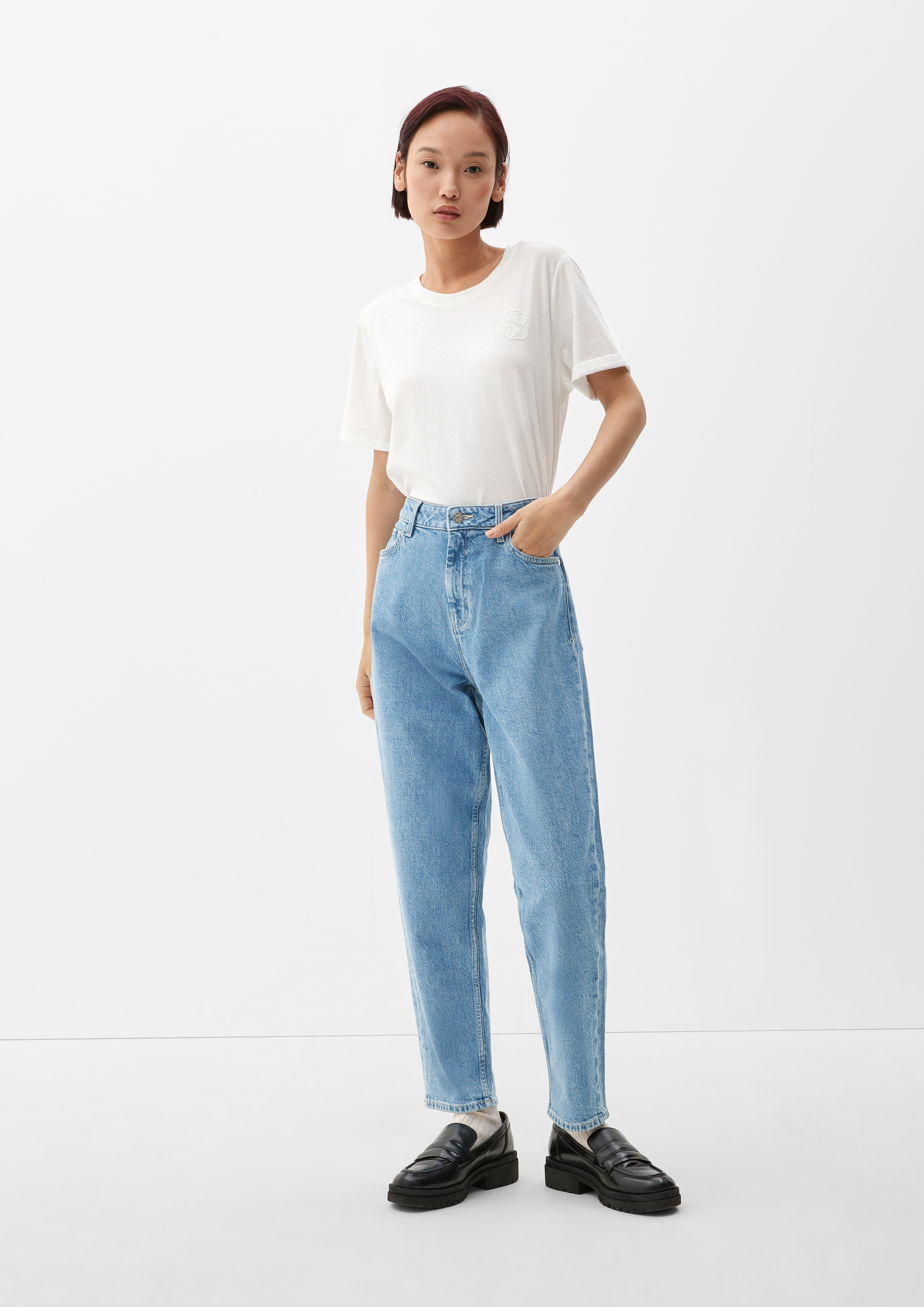 Mom jeans 2024 relaxed fit